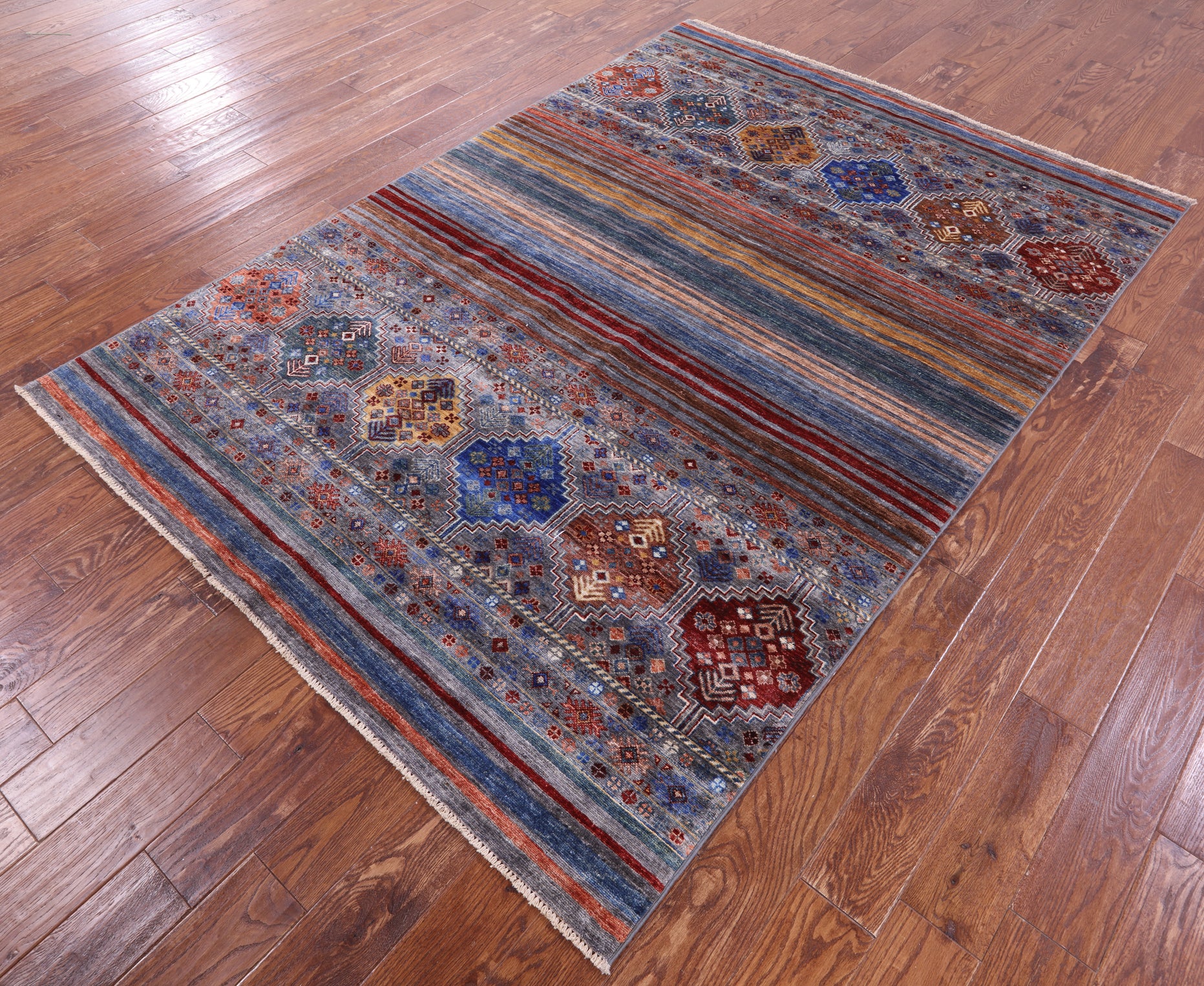 Khorjin Persian Gabbeh Hand Knotted Wool Rug - 5' 7" X 7' 11" - Golden Nile