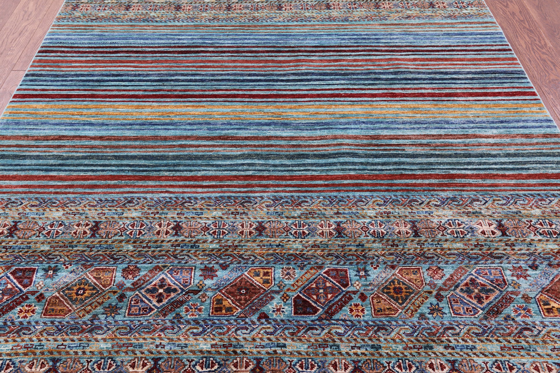 Khorjin Persian Gabbeh Hand Knotted Wool Rug - 5' 7" X 8' 2" - Golden Nile