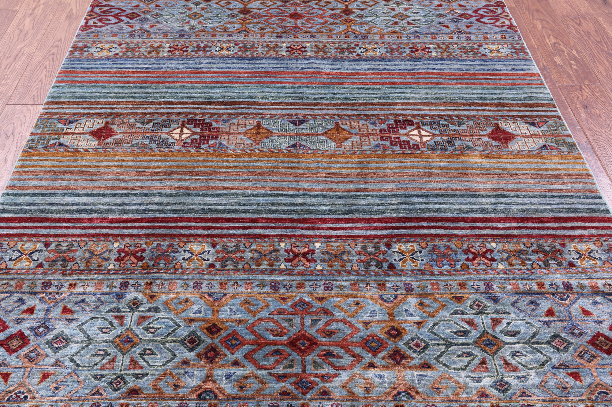 Khorjin Persian Gabbeh Hand Knotted Wool Rug - 4' 11" X 6' 7" - Golden Nile