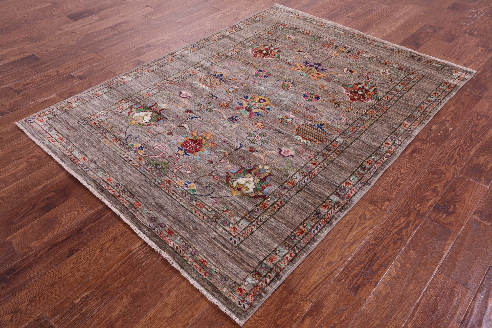 Peshawar Hand Knotted Wool Rug - 5' 1" X 6' 10" - Golden Nile