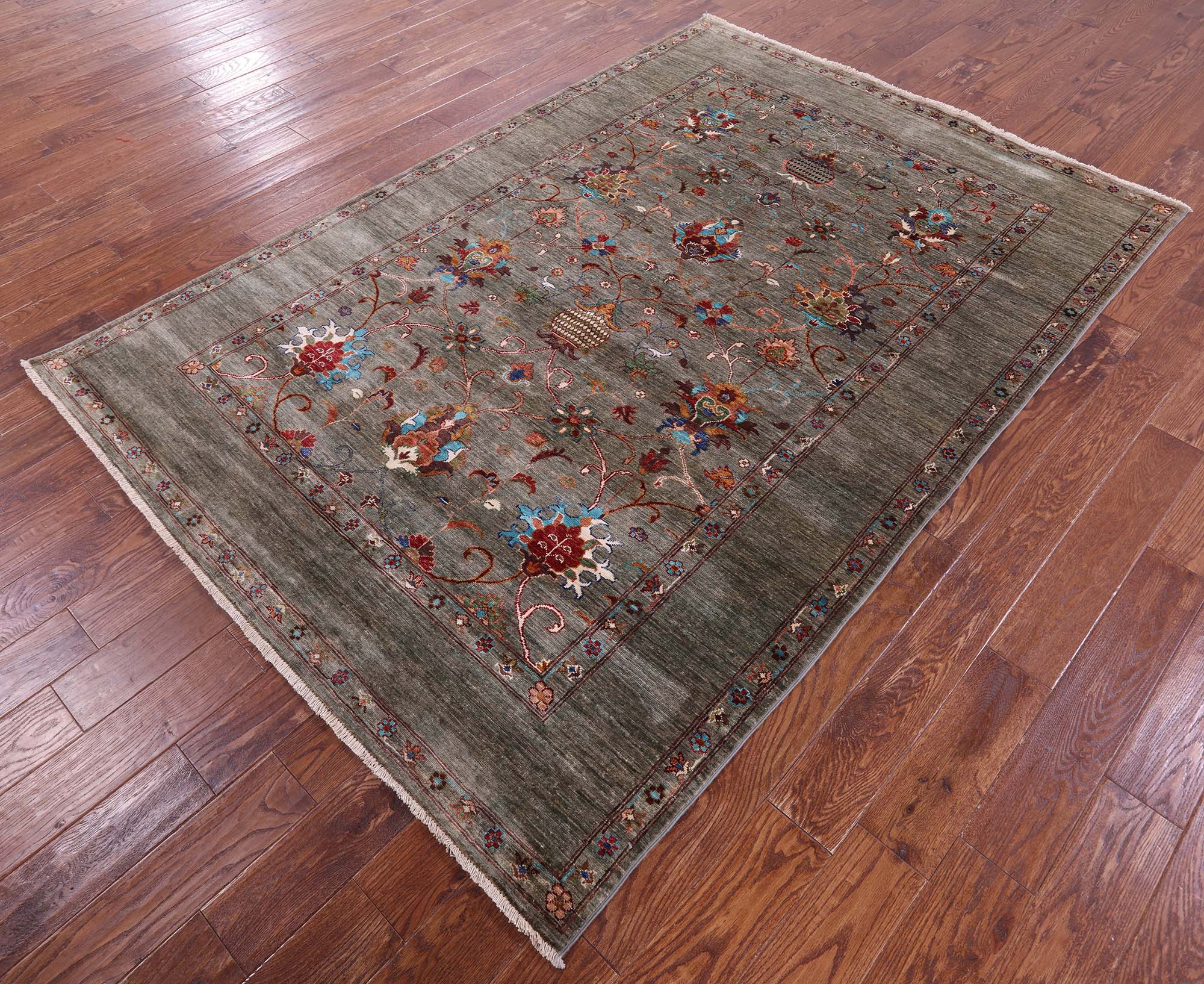 Peshawar Hand Knotted Wool Rug - 5' 8" X 8' 3" - Golden Nile
