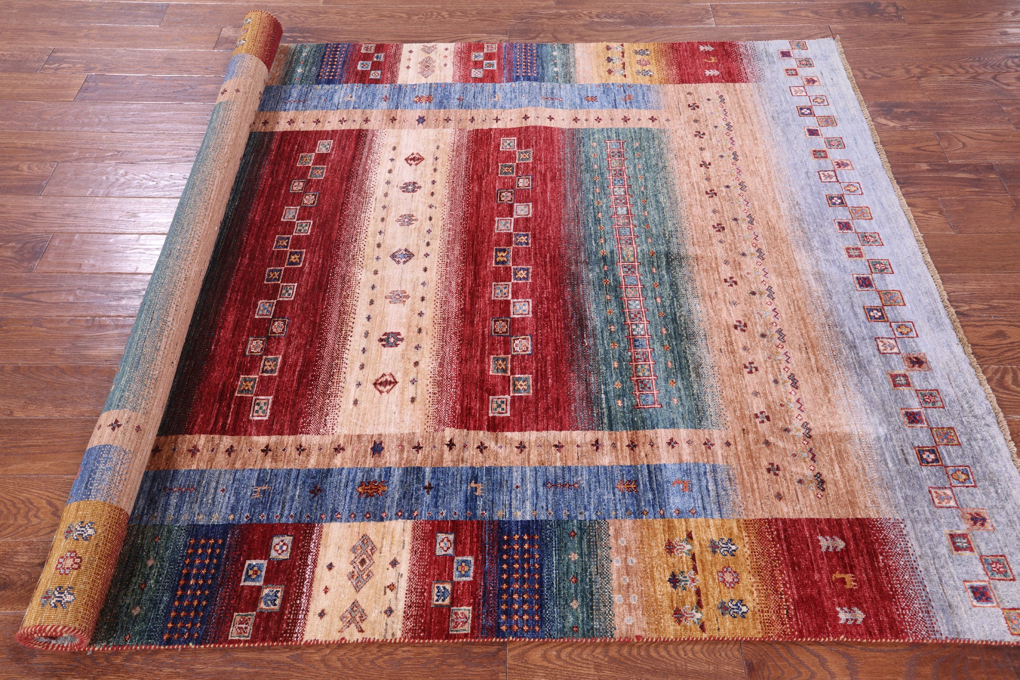 Tribal Persian Gabbeh Handmade Wool Rug - 5' 9" X 7' 10" - Golden Nile