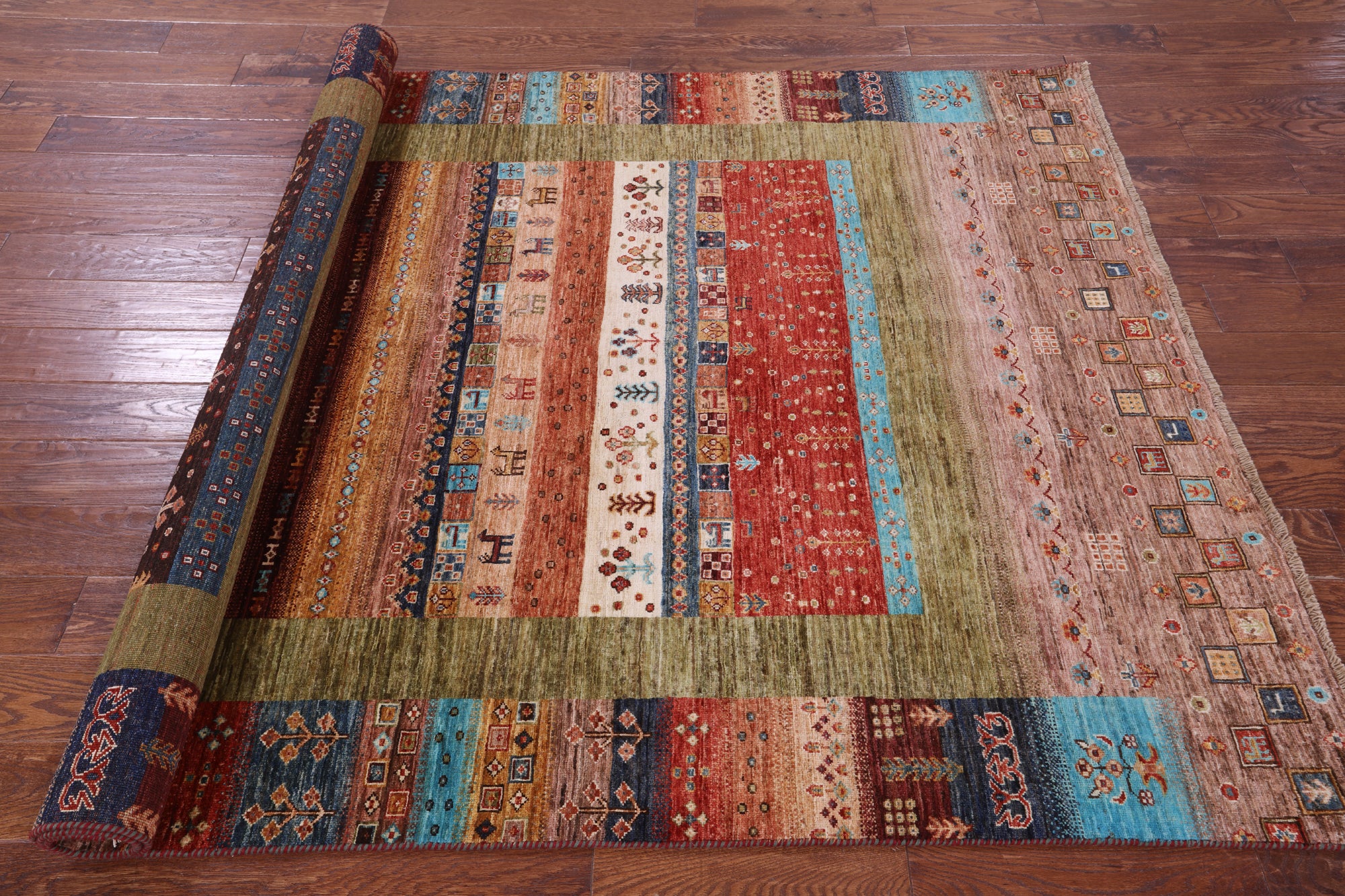 Tribal Persian Gabbeh Hand Knotted Wool Rug - 5' 8" X 7' 10" - Golden Nile