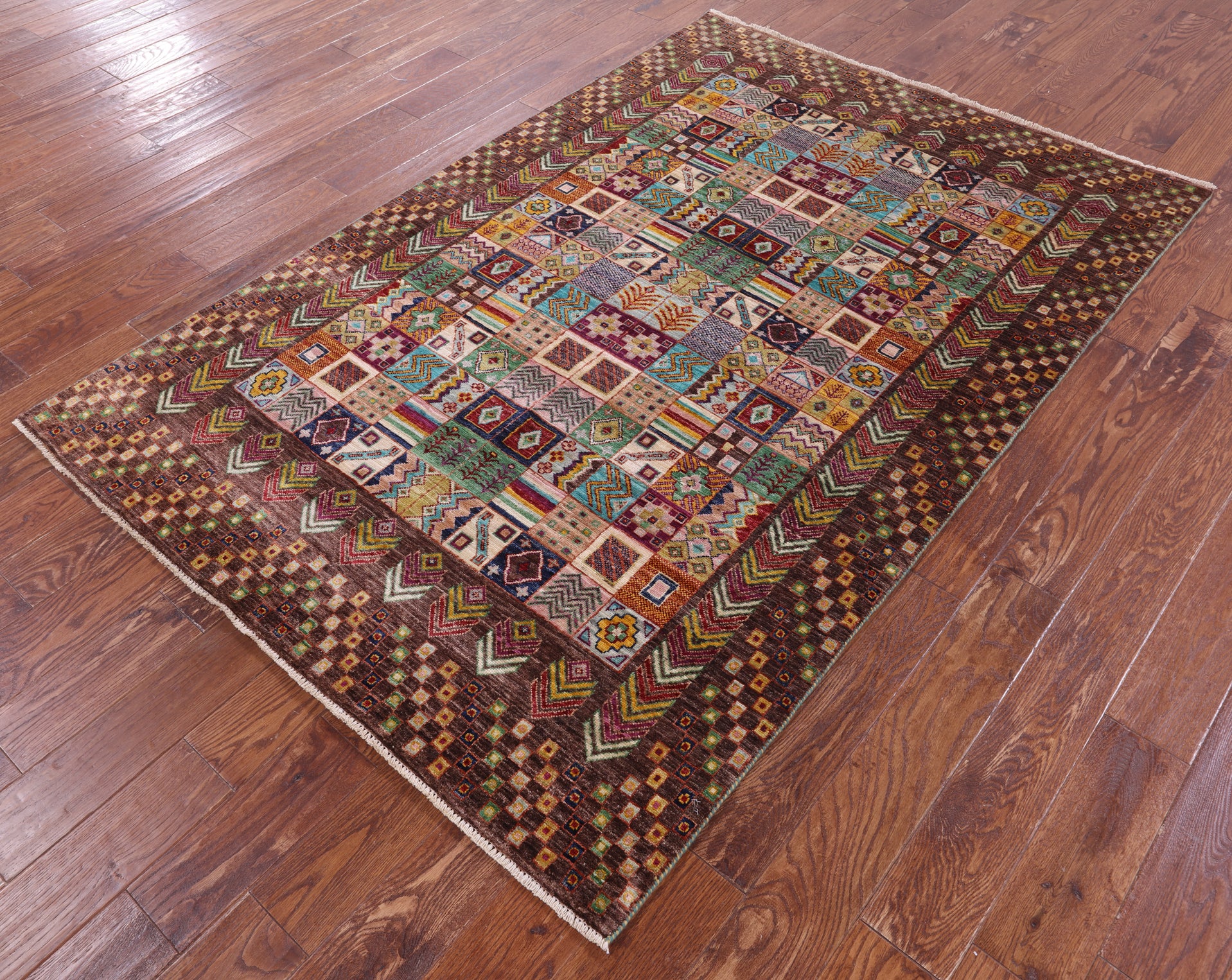 Tribal Persian Gabbeh Hand Knotted Wool Rug - 4' 10" X 7' 2" - Golden Nile