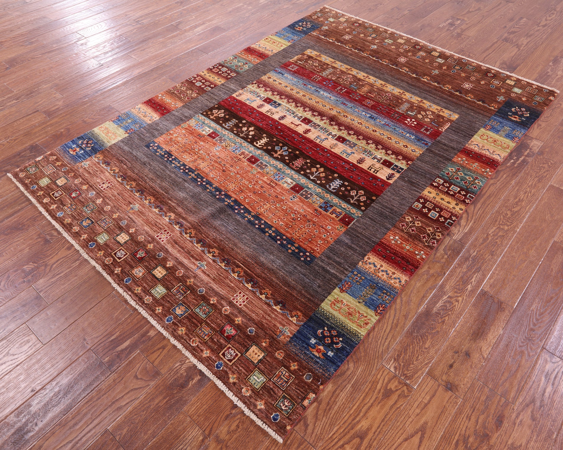 Tribal Persian Gabbeh Hand Knotted Wool Rug - 5' 7" X 7' 10" - Golden Nile