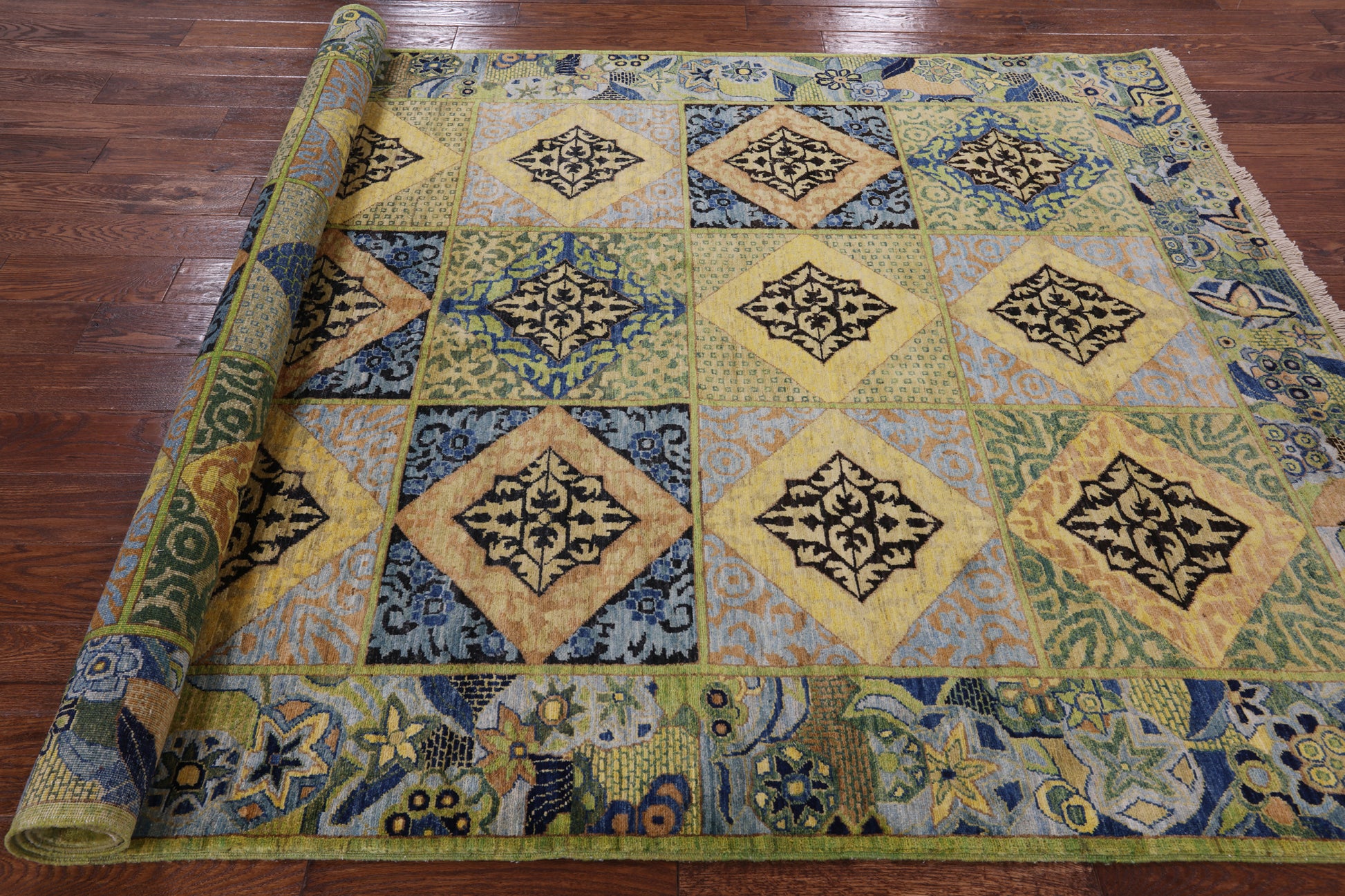 William Morris Hand Knotted Wool Area Rug - 6' 2" X 8' 8" - Golden Nile