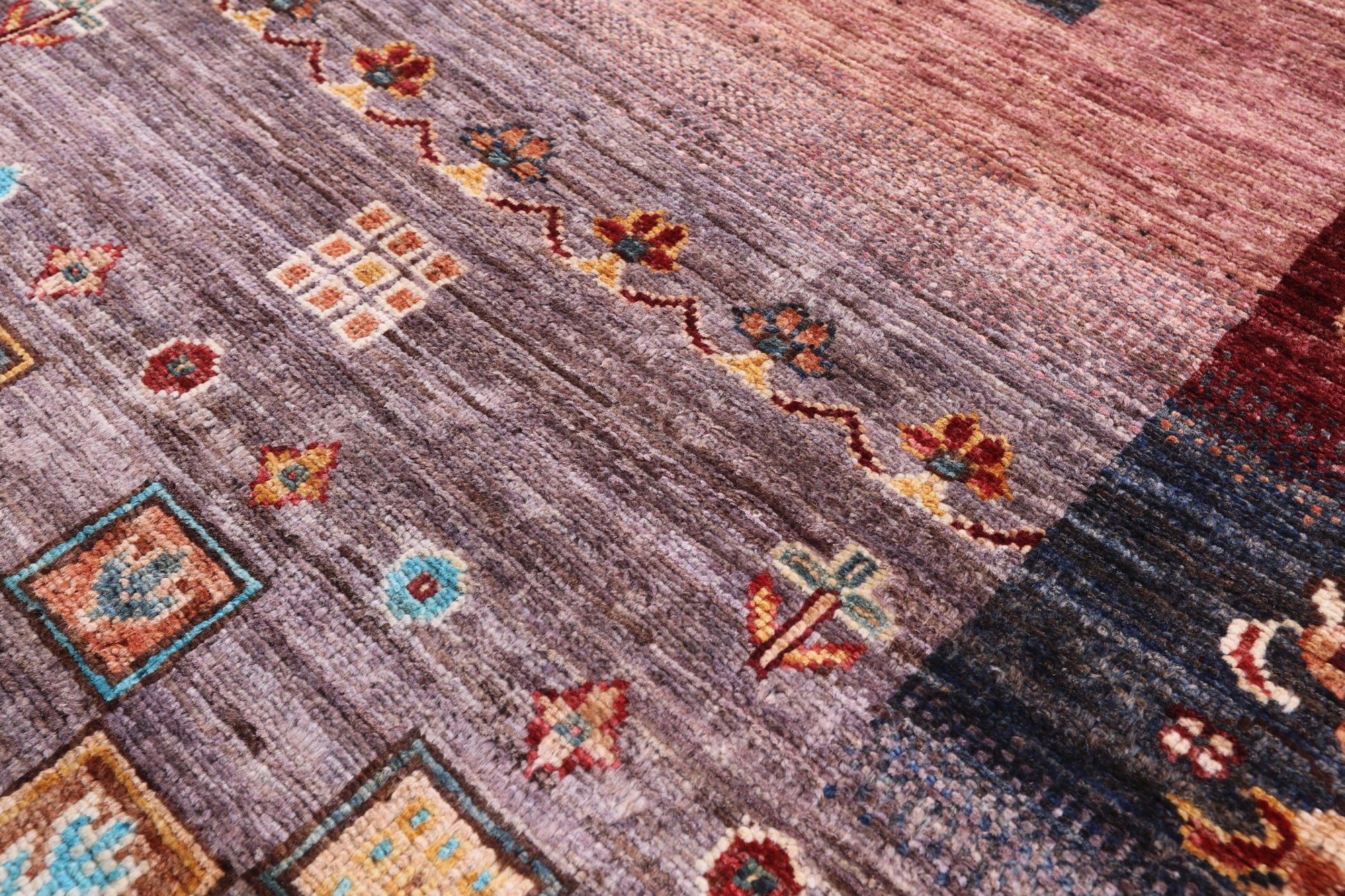 Tribal Persian Gabbeh Hand Knotted Wool Rug - 5' 9" X 8' 2" - Golden Nile