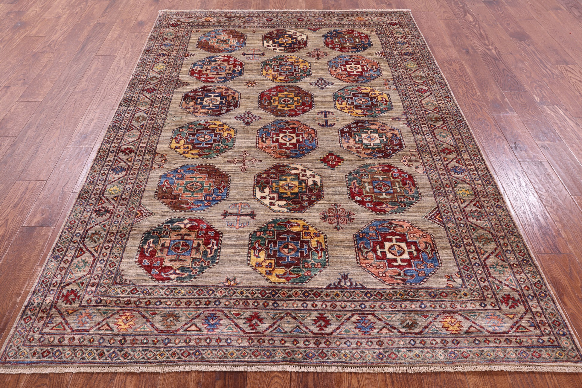 Turkmen Ersari Hand Knotted Wool Rug - 5' 9" X 7' 10" - Golden Nile
