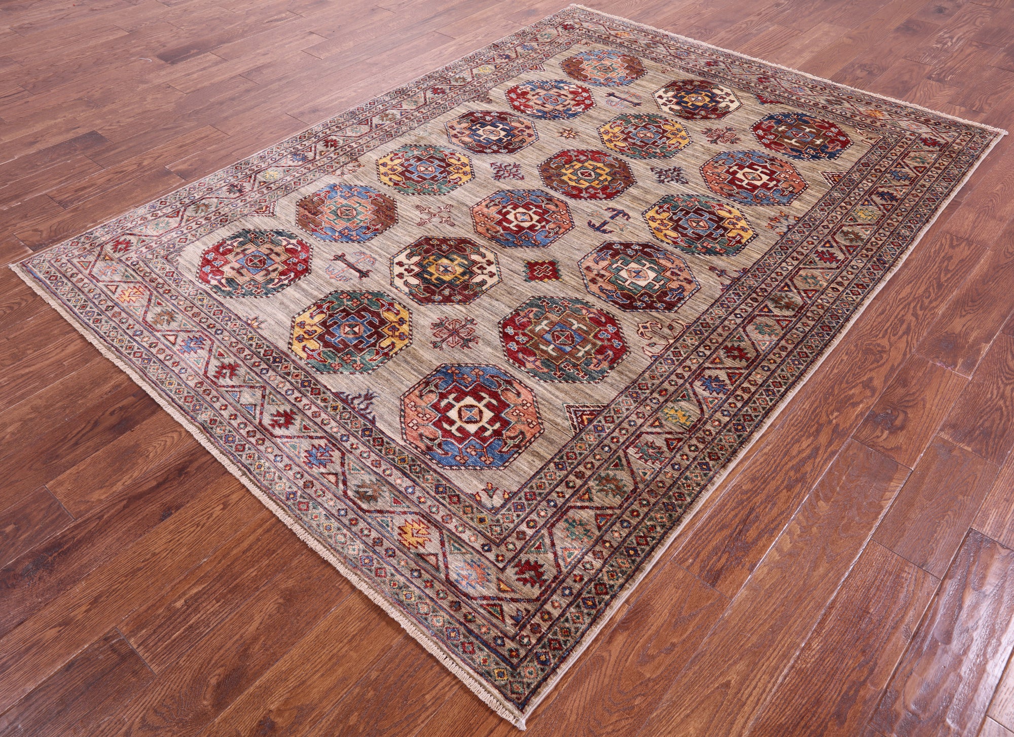 Turkmen Ersari Hand Knotted Wool Rug - 5' 9" X 7' 10" - Golden Nile