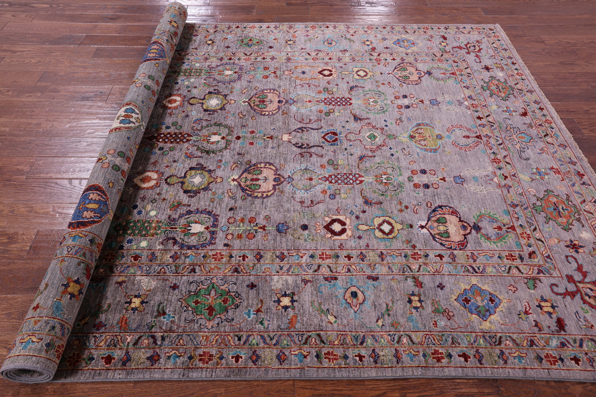 Peshawar Hand Knotted Wool Rug - 6' 9" X 9' 9" - Golden Nile