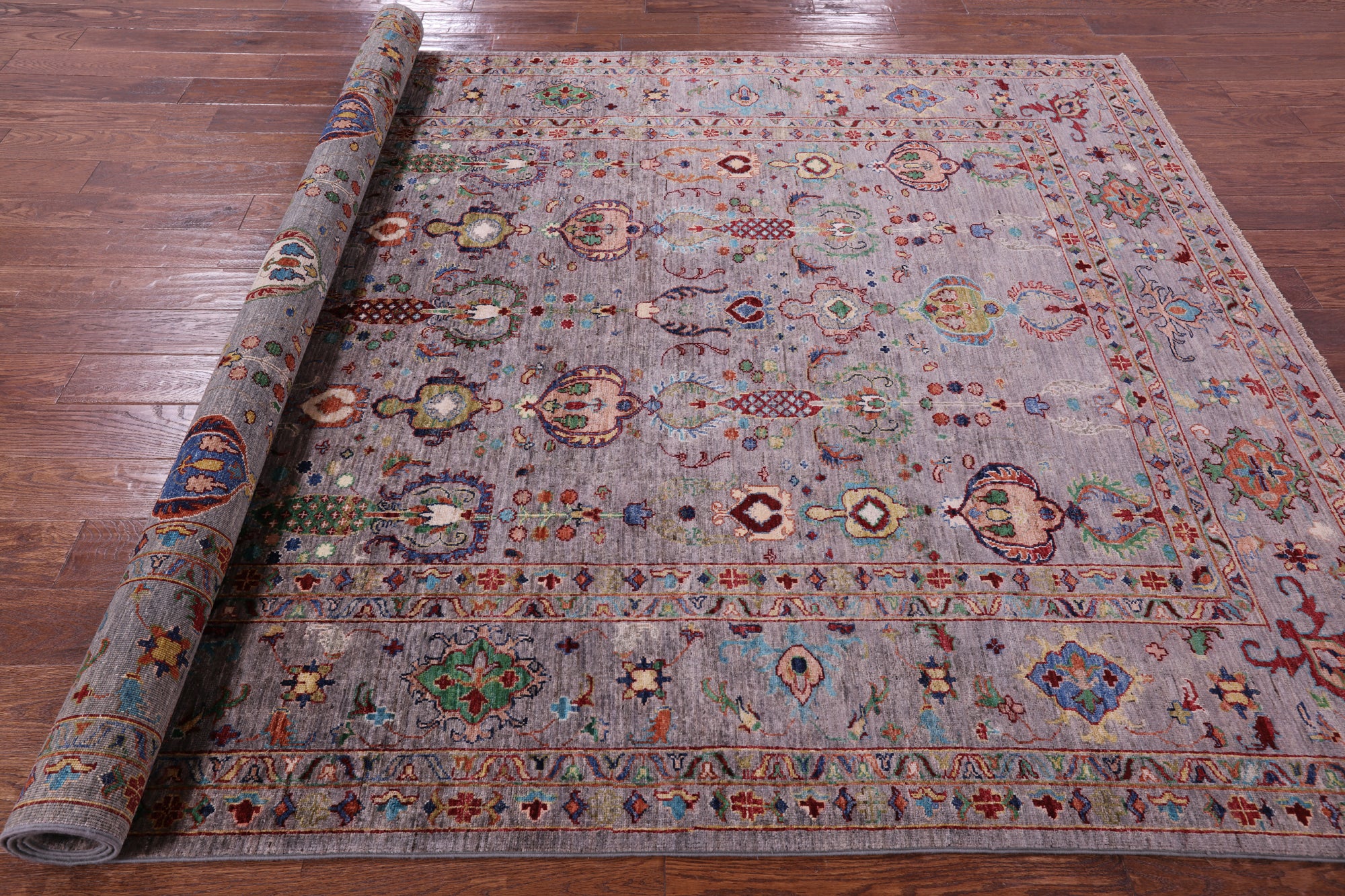 Peshawar Hand Knotted Wool Rug - 6' 9" X 9' 9" - Golden Nile