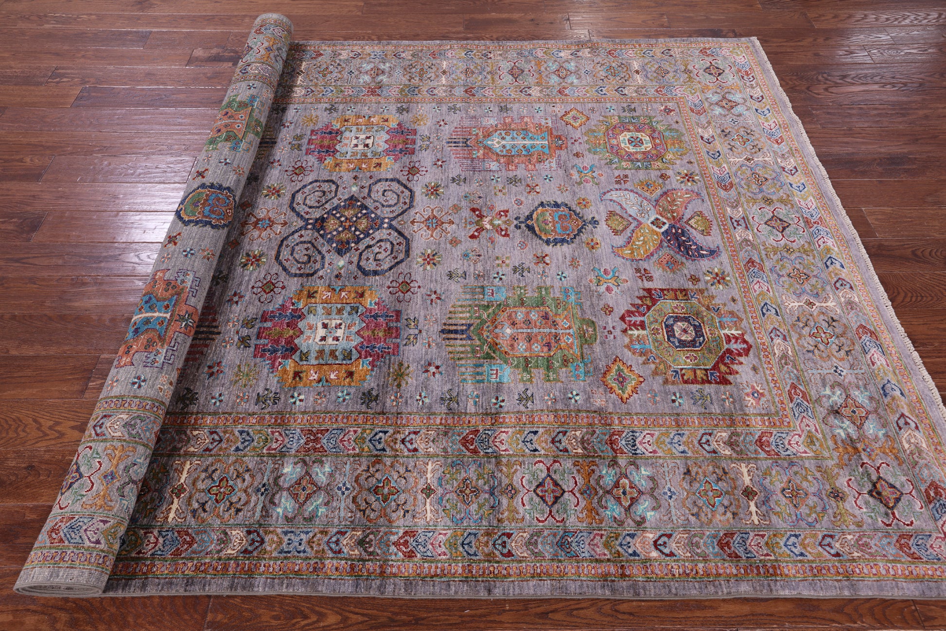 Turkmen Ersari Hand Knotted Wool Rug - 6' 7" X 9' 6" - Golden Nile