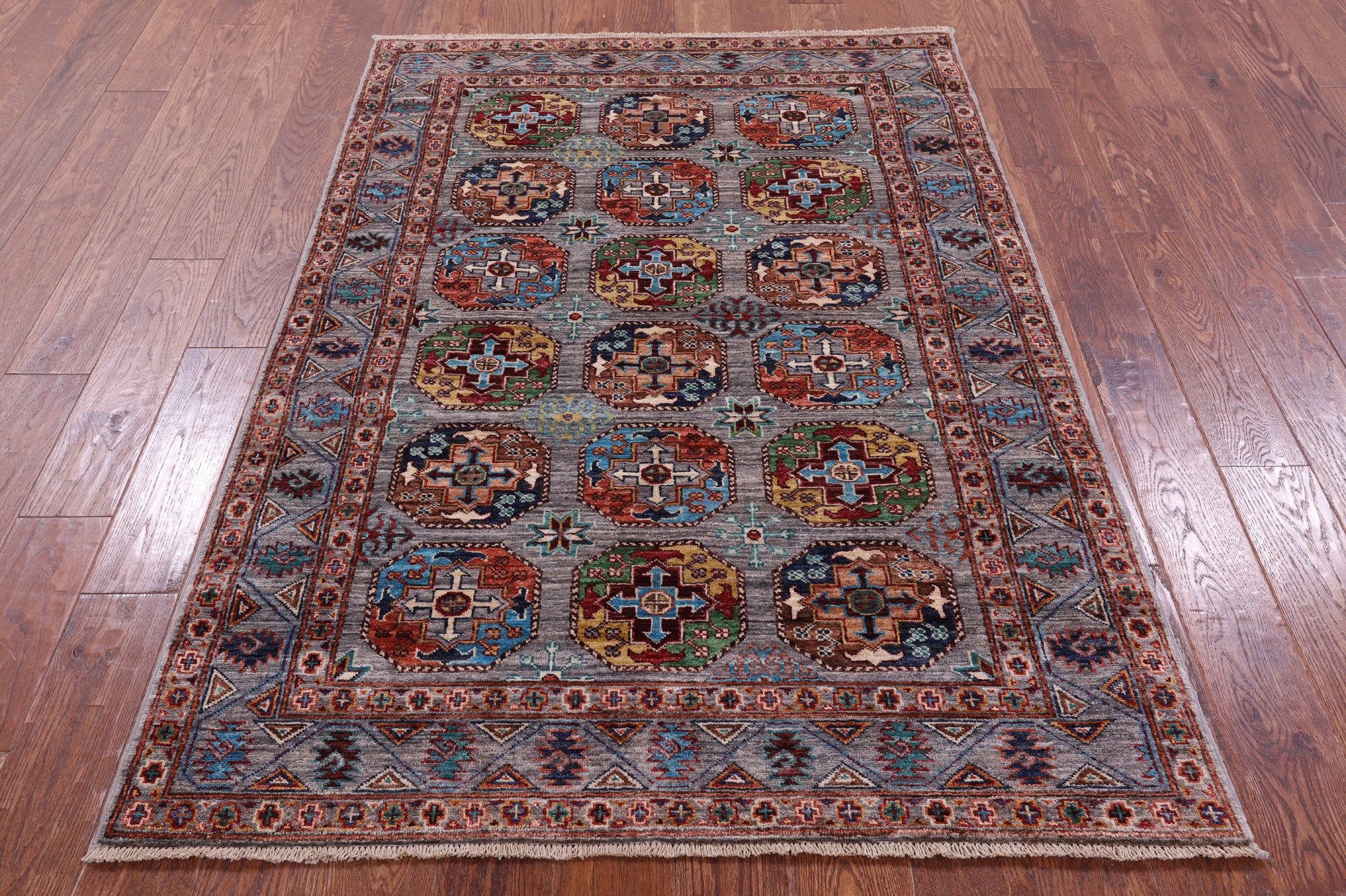 Turkmen Ersari Hand Knotted Wool Rug - 4' 1" X 5' 10" - Golden Nile