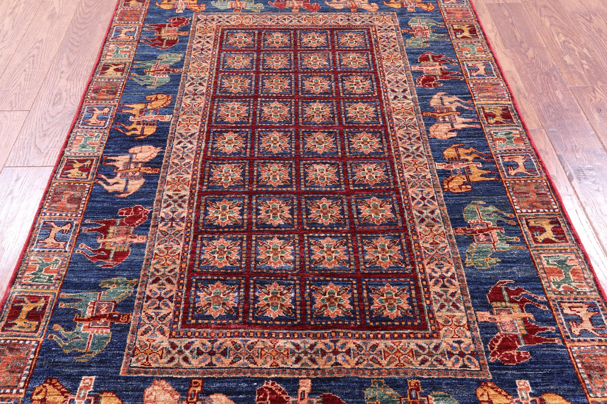 Antiqued Pazyryk Historical Design Handmade Wool Rug - 4' 0" X 6' 0" - Golden Nile