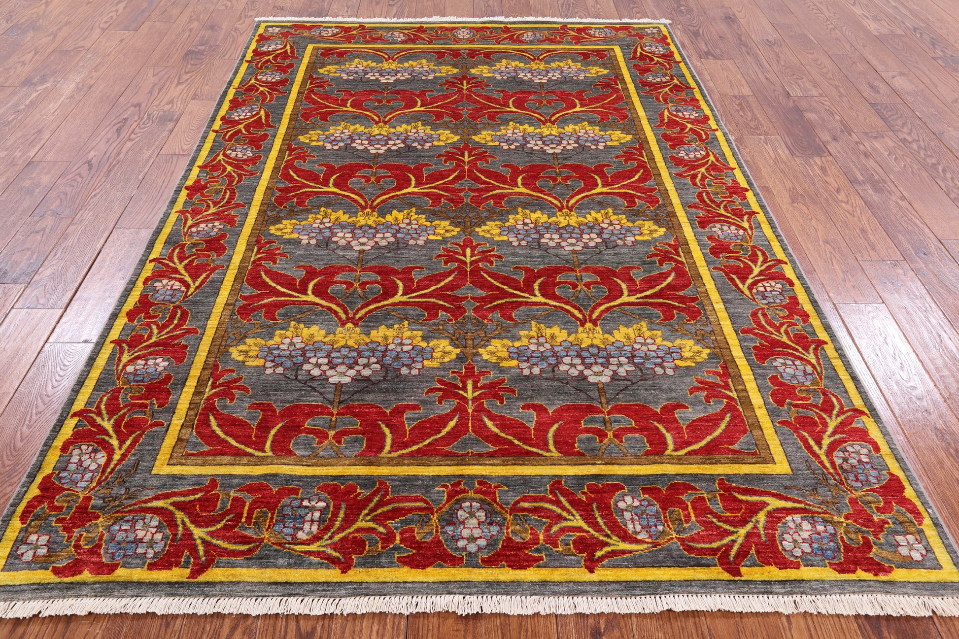 Grey William Morris Hand Knotted Wool Area Rug - 5' 10" X 8' 9" - Golden Nile