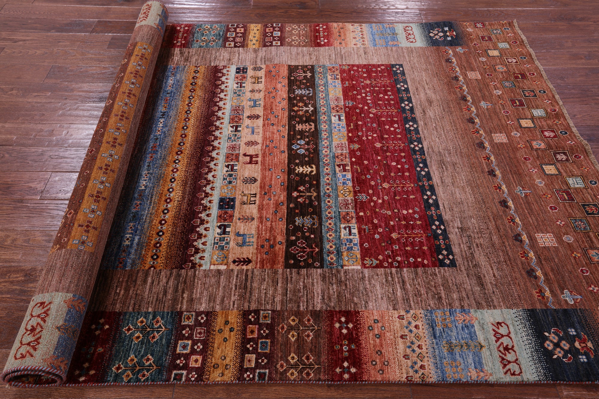 Tribal Persian Gabbeh Hand Knotted Wool Rug - 5' 8" X 7' 10" - Golden Nile