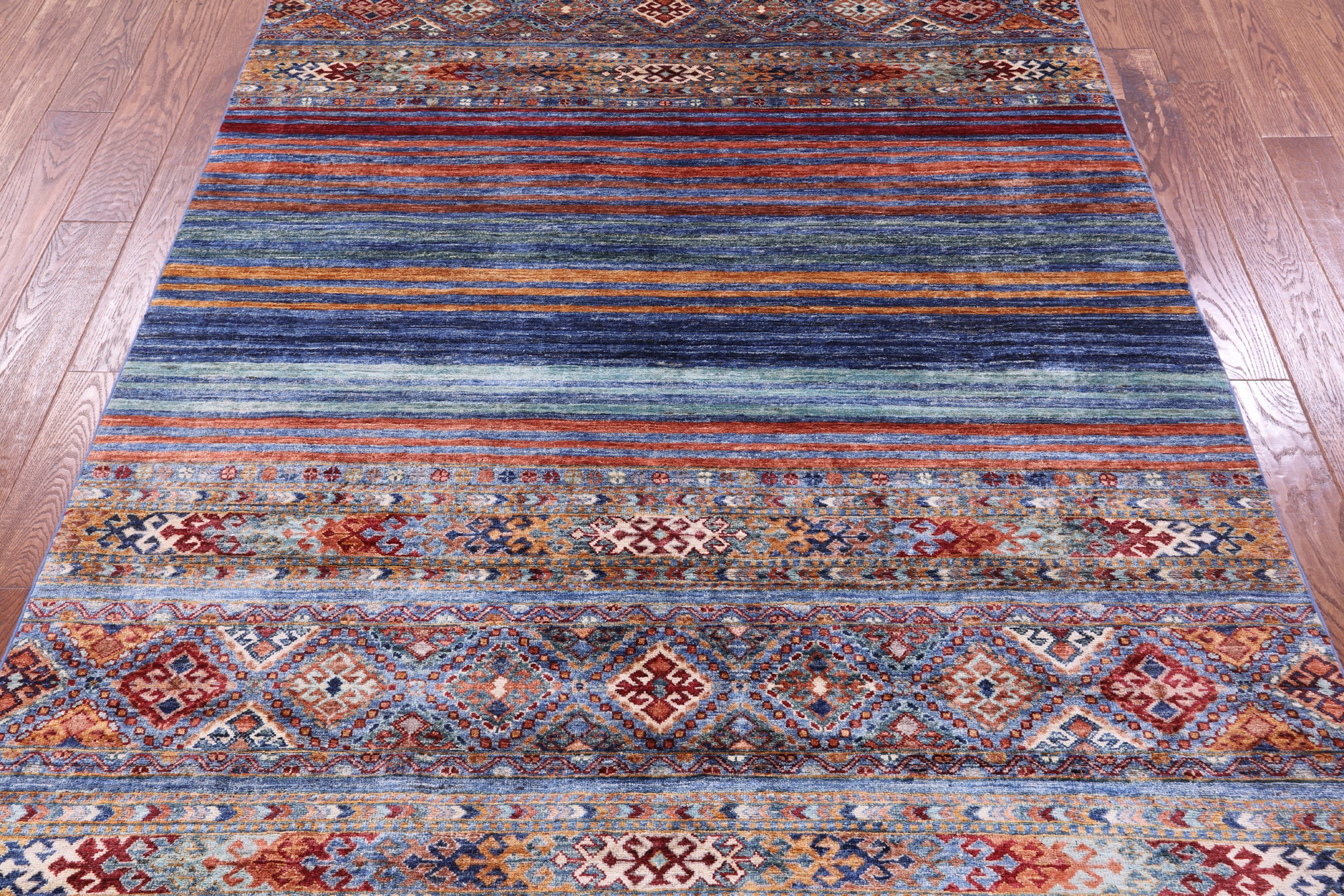 Khorjin Persian Gabbeh Handmade Wool Rug - 5' 7" X 7' 9" - Golden Nile