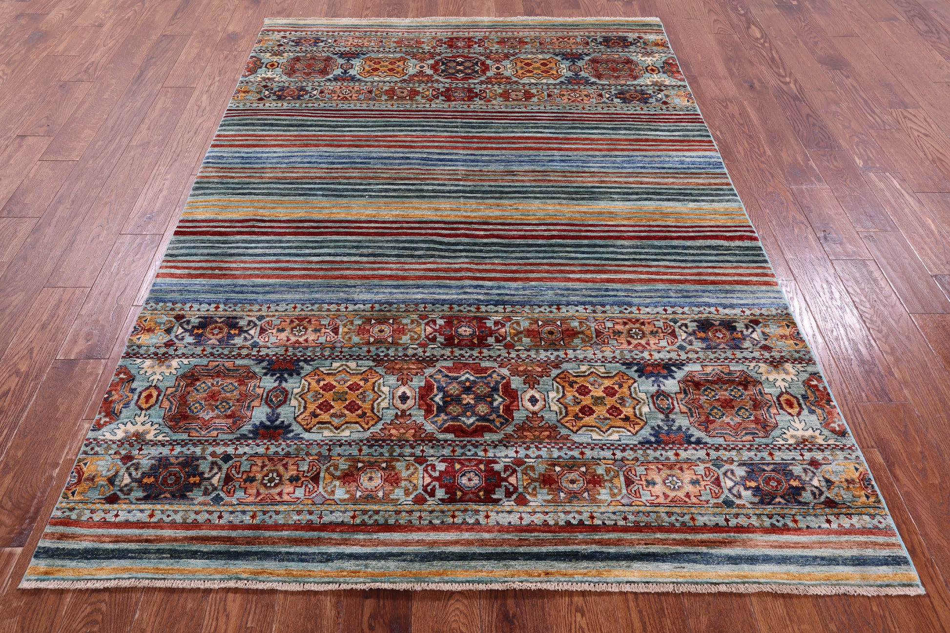 Khorjin Persian Gabbeh Hand Knotted Wool Rug - 5' 7" X 7' 10" - Golden Nile