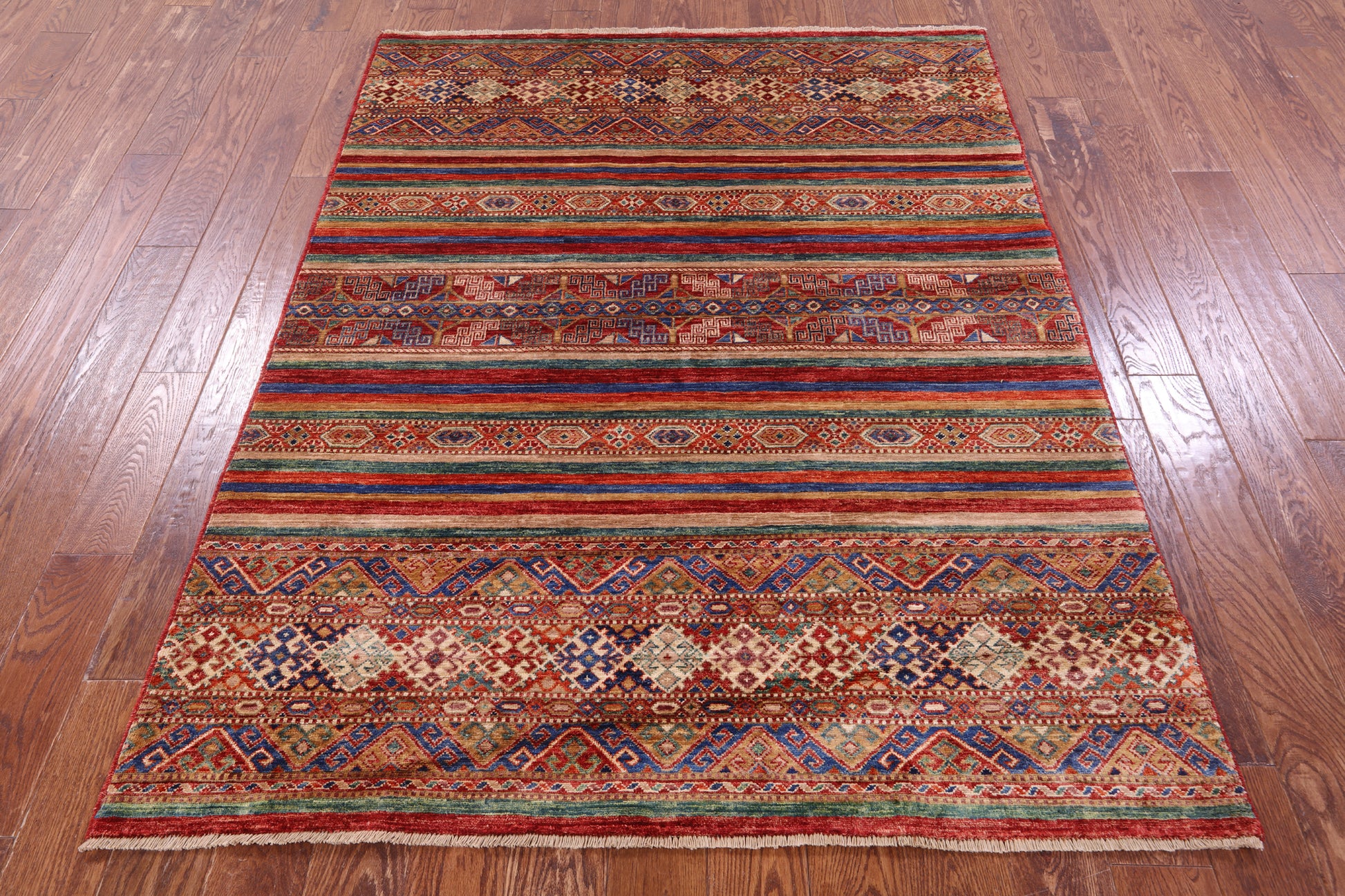 Khorjin Persian Gabbeh Hand Knotted Wool Rug - 4' 11" X 6' 5" - Golden Nile