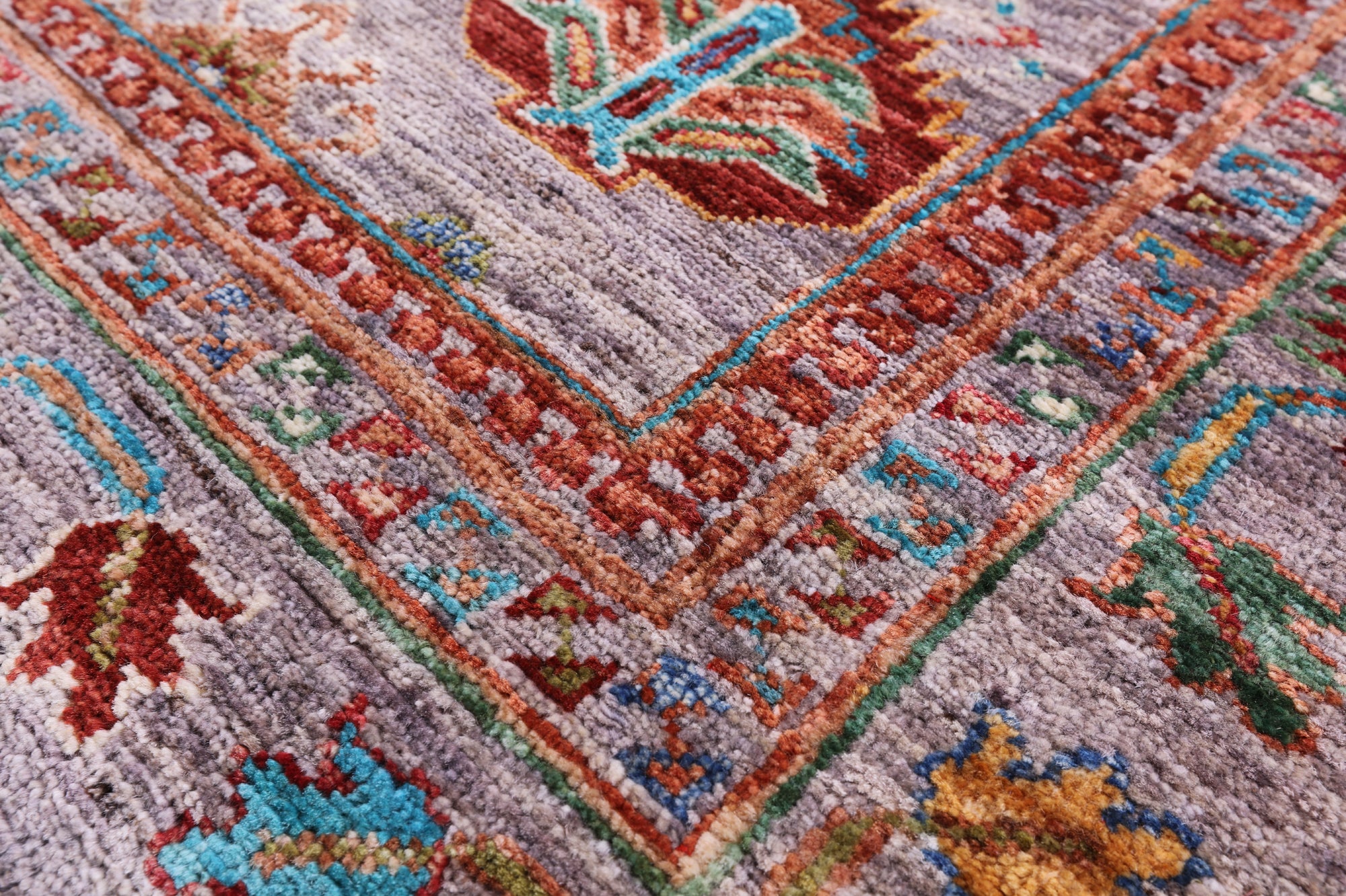 Turkmen Ersari Hand Knotted Wool Rug - 5' 2" X 6' 7" - Golden Nile