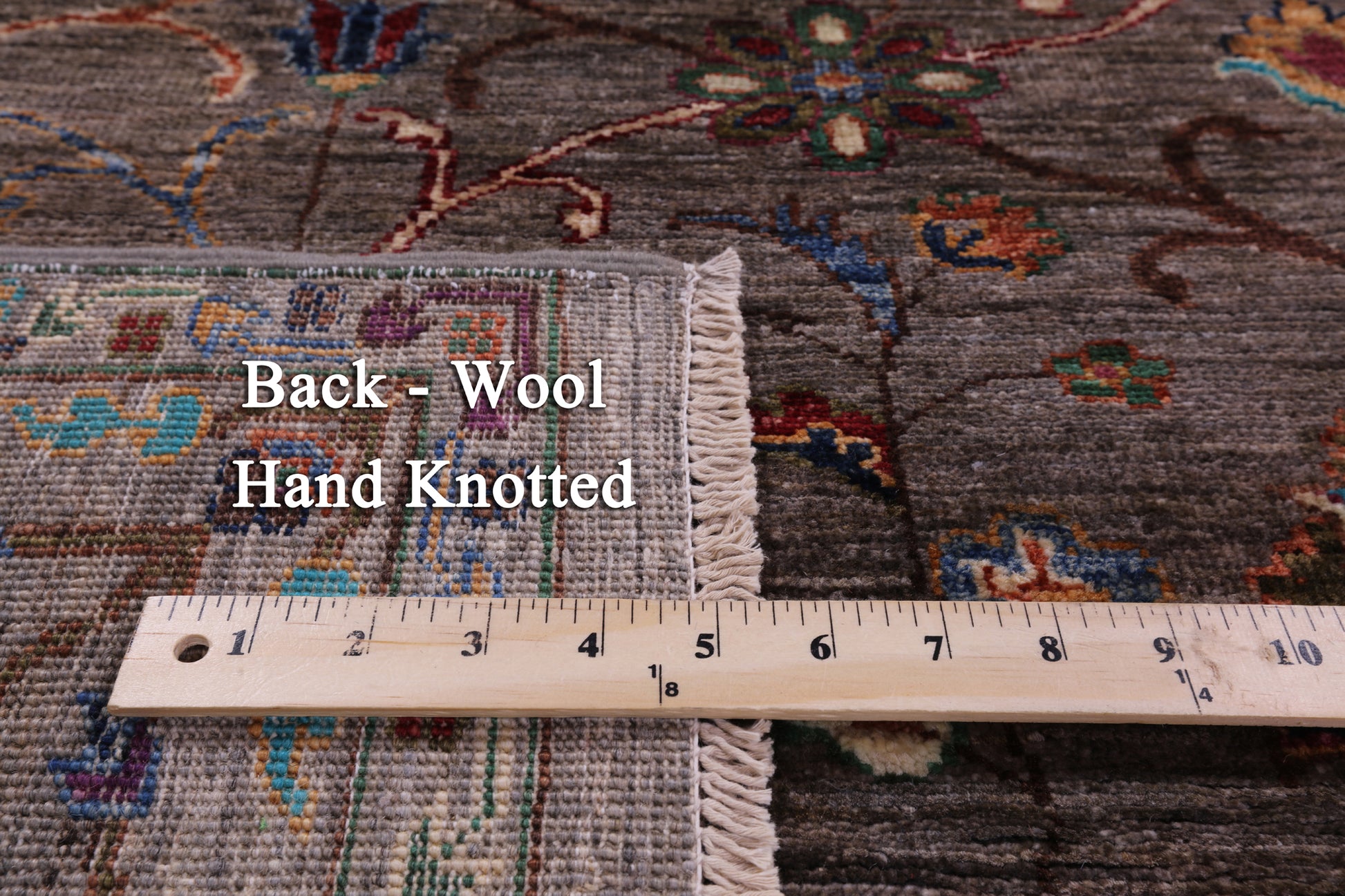 Peshawar Hand Knotted Wool Rug - 5' 7" X 7' 9" - Golden Nile