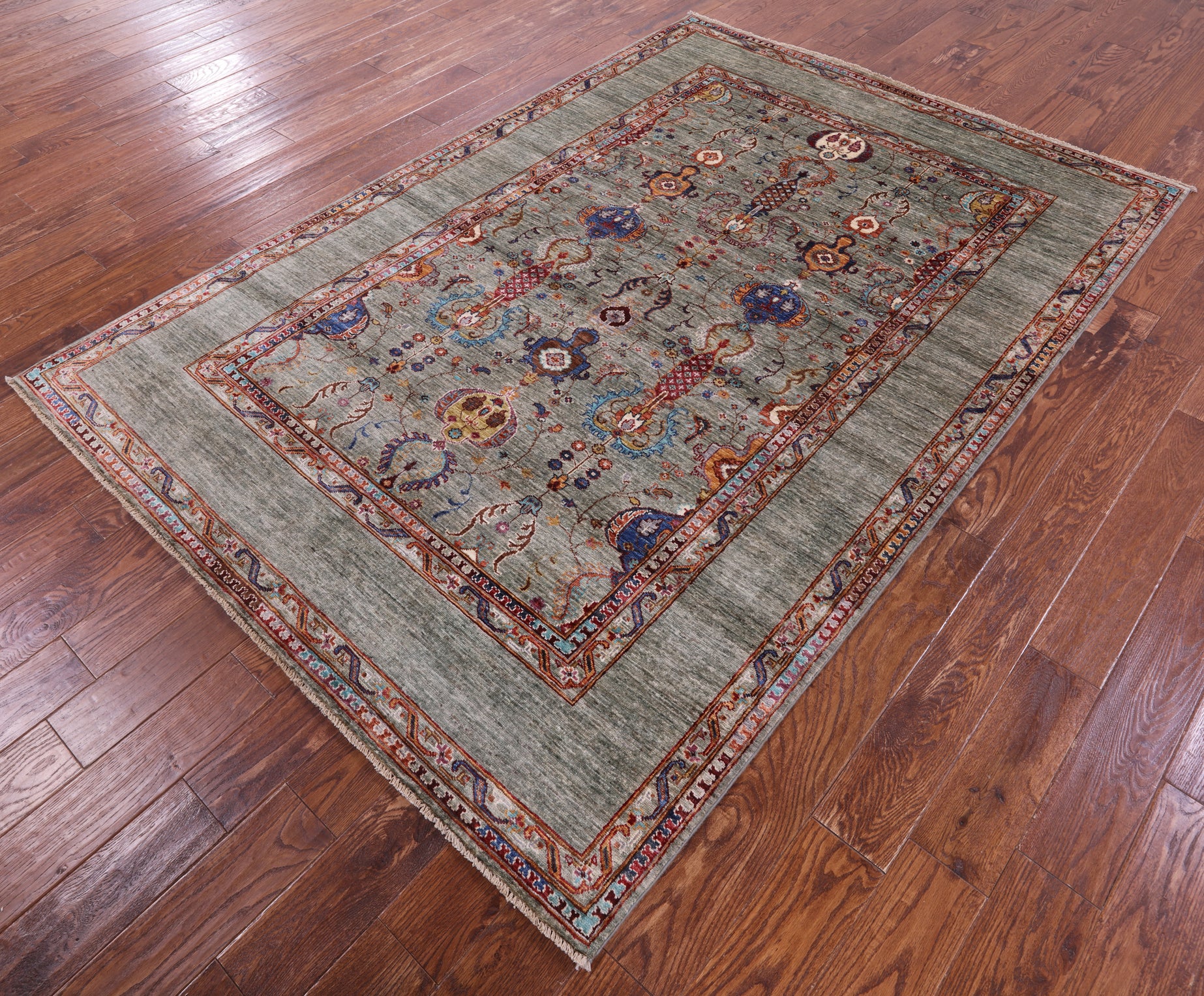 Green Peshawar Hand Knotted Wool Rug - 5' 7" X 8' 1" - Golden Nile
