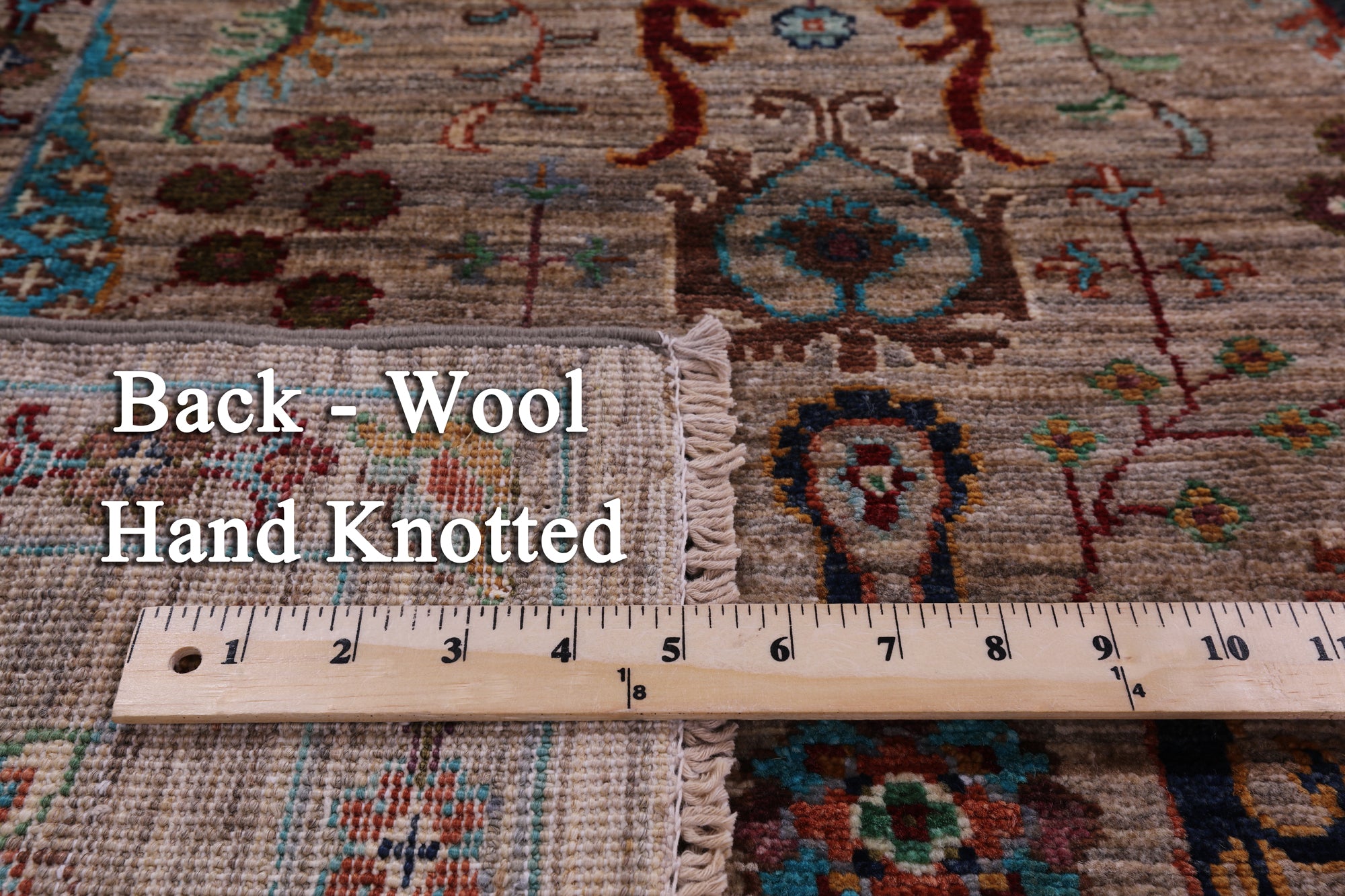 Peshawar Hand Knotted Wool Rug - 5' 9" X 7' 9" - Golden Nile