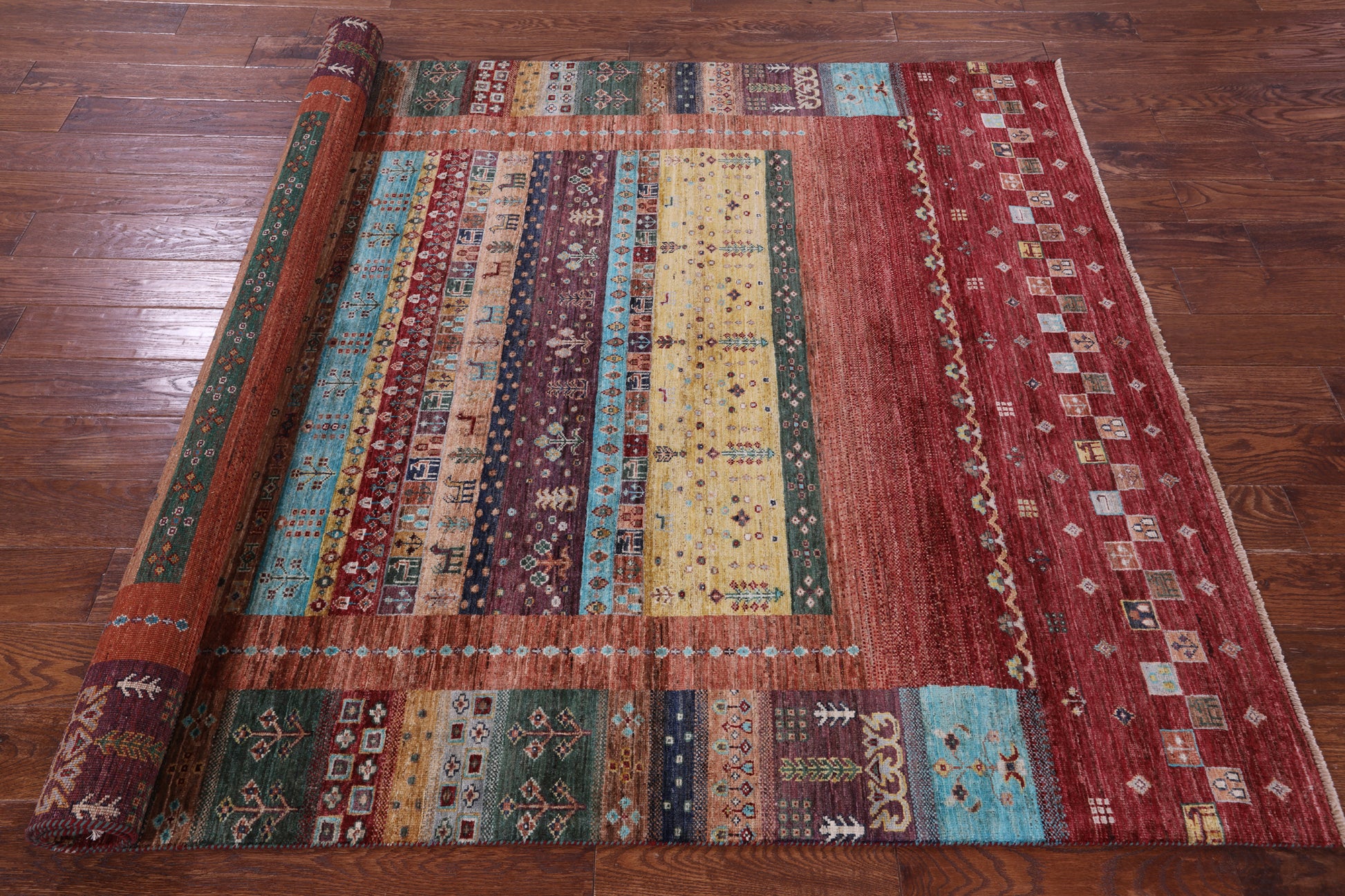 Tribal Persian Gabbeh Hand Knotted Wool Rug - 5' 9" X 7' 11" - Golden Nile