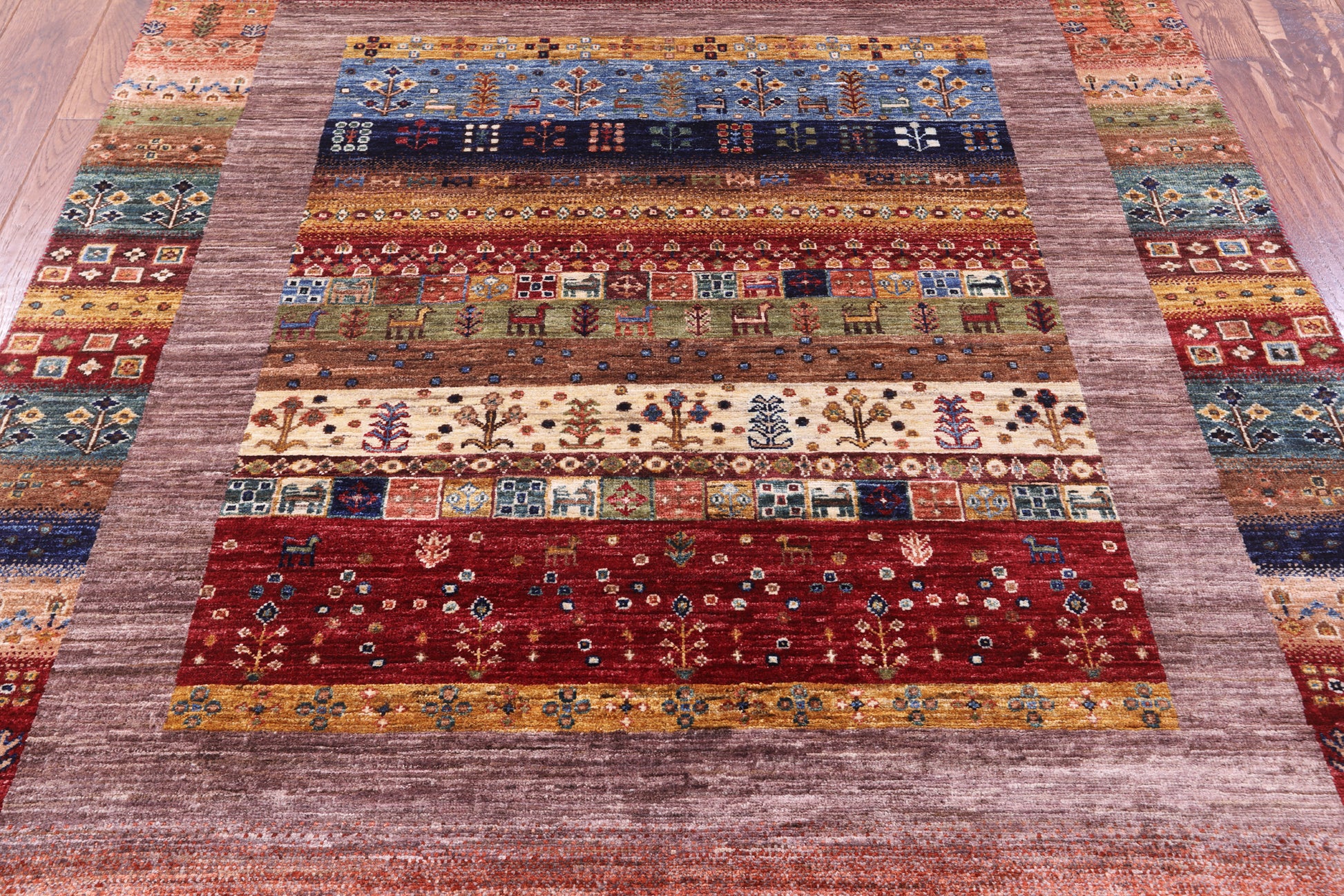 Tribal Persian Gabbeh Hand Knotted Wool Rug - 4' 11" X 6' 8" - Golden Nile