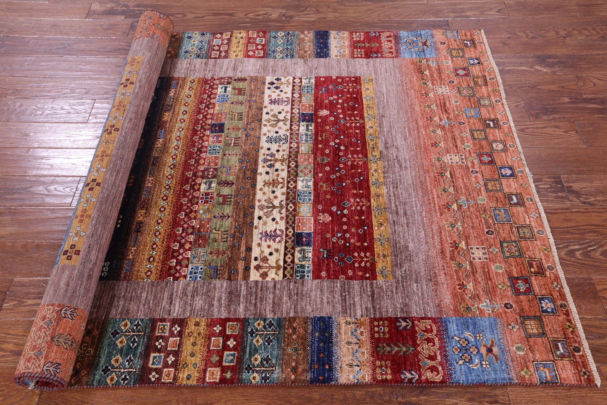Tribal Persian Gabbeh Hand Knotted Wool Rug - 4' 11" X 6' 8" - Golden Nile