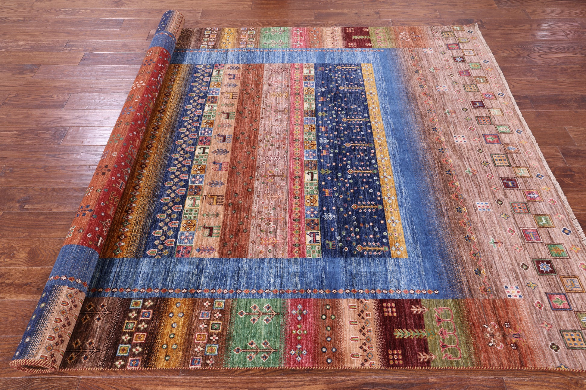 Tribal Persian Gabbeh Hand Knotted Wool Rug - 6' 9" X 10' 0" - Golden Nile