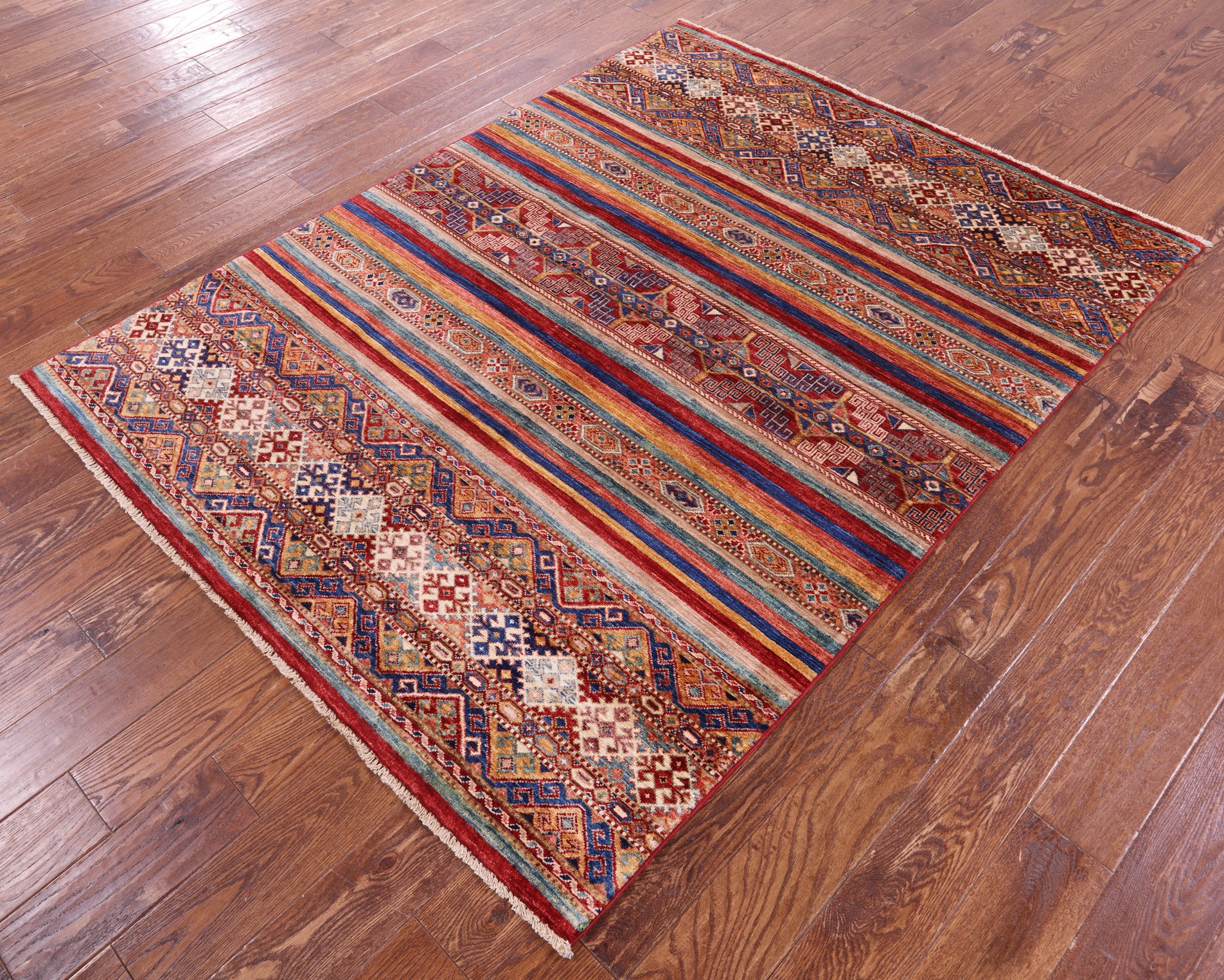 Khorjin Persian Gabbeh Hand Knotted Wool Rug - 4' 11" X 6' 6" - Golden Nile