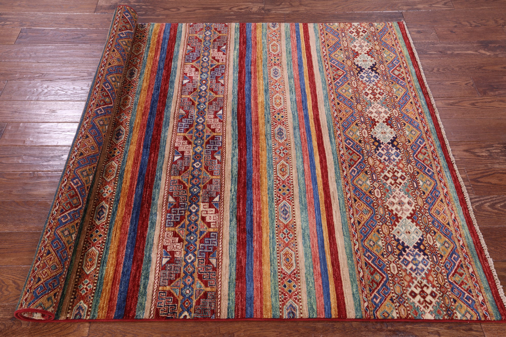 Khorjin Persian Gabbeh Hand Knotted Wool Rug - 4' 11" X 6' 5" - Golden Nile