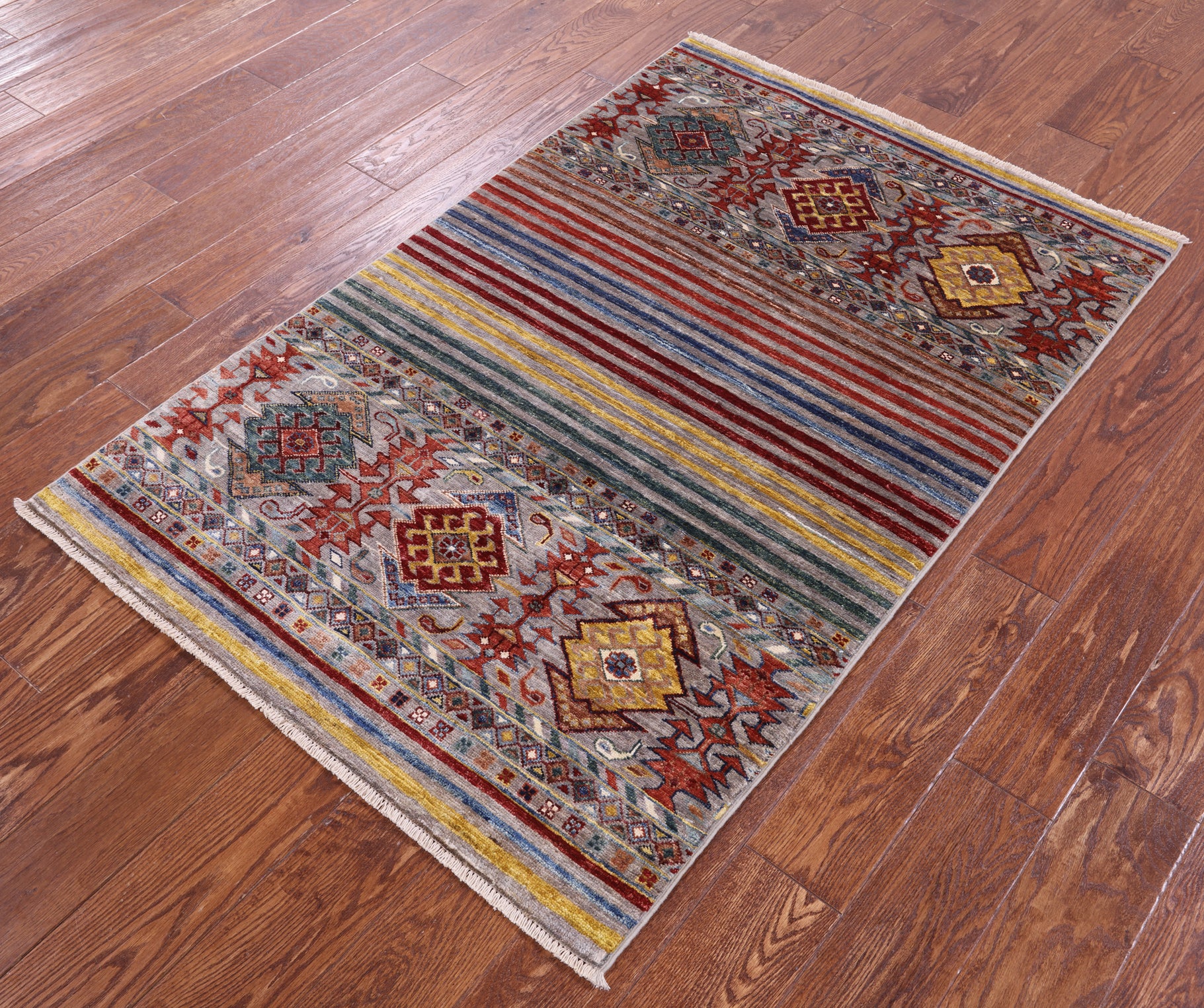 Khorjin Persian Gabbeh Hand Knotted Wool Rug - 3' 3" X 5' 1" - Golden Nile