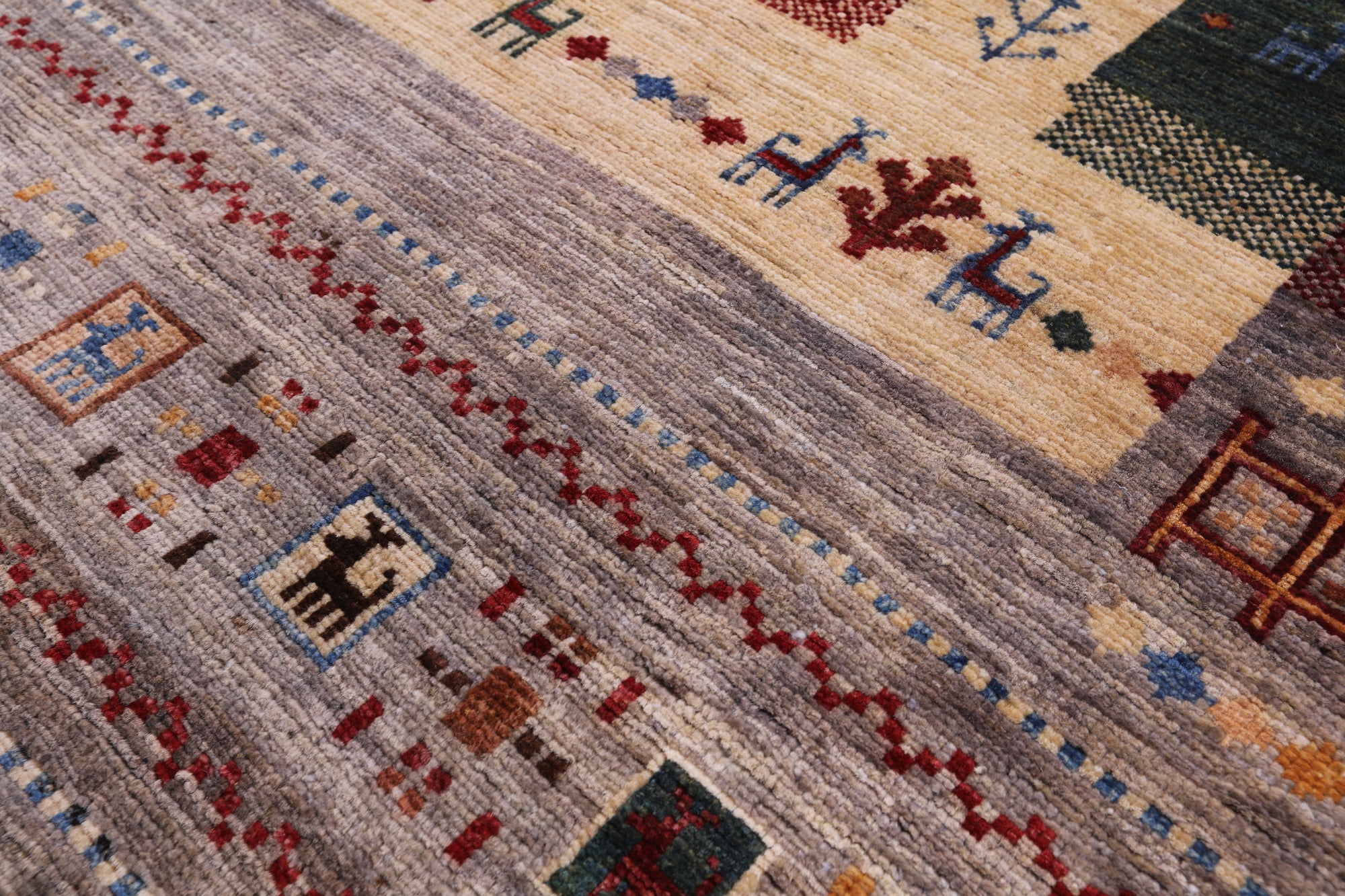 Tribal Persian Gabbeh Hand Knotted Wool Rug - 5' 2" X 6' 10" - Golden Nile
