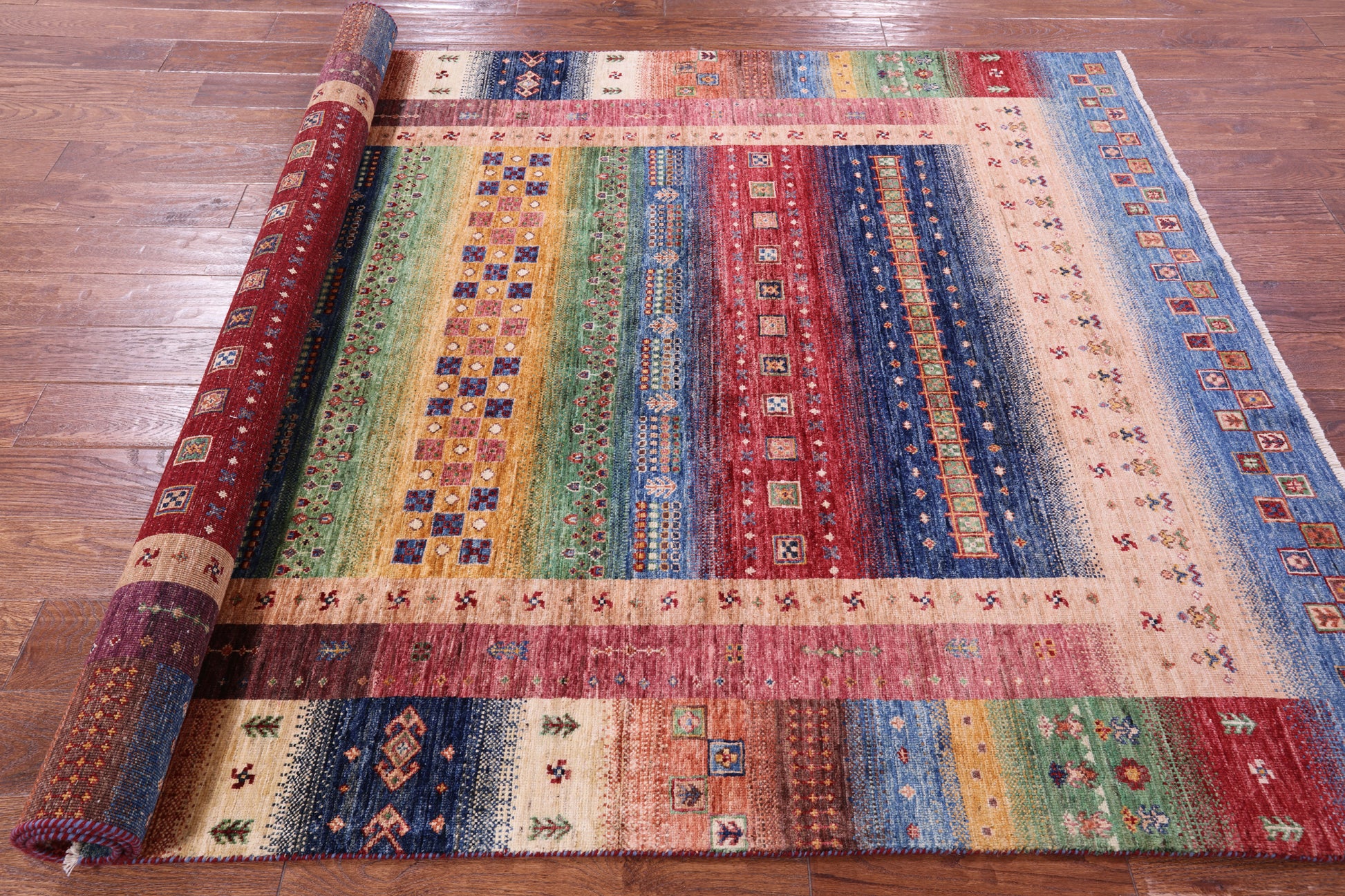 Tribal Persian Gabbeh Hand Knotted Wool Rug - 5' 7" X 8' 2" - Golden Nile