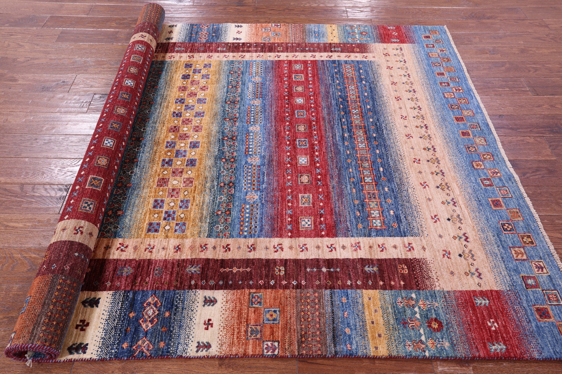Tribal Persian Gabbeh Hand Knotted Wool Rug - 5' 6" X 7' 9" - Golden Nile