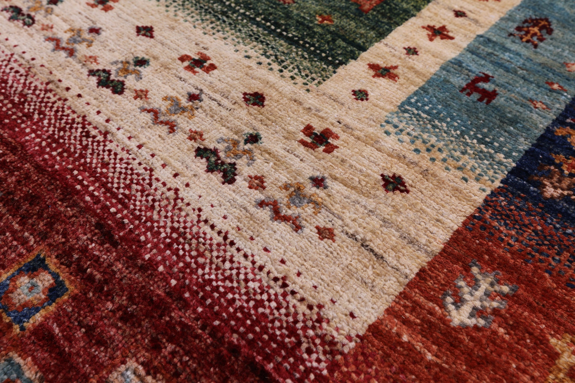 Tribal Persian Gabbeh Hand Knotted Wool Rug - 4' 1" X 6' 0" - Golden Nile