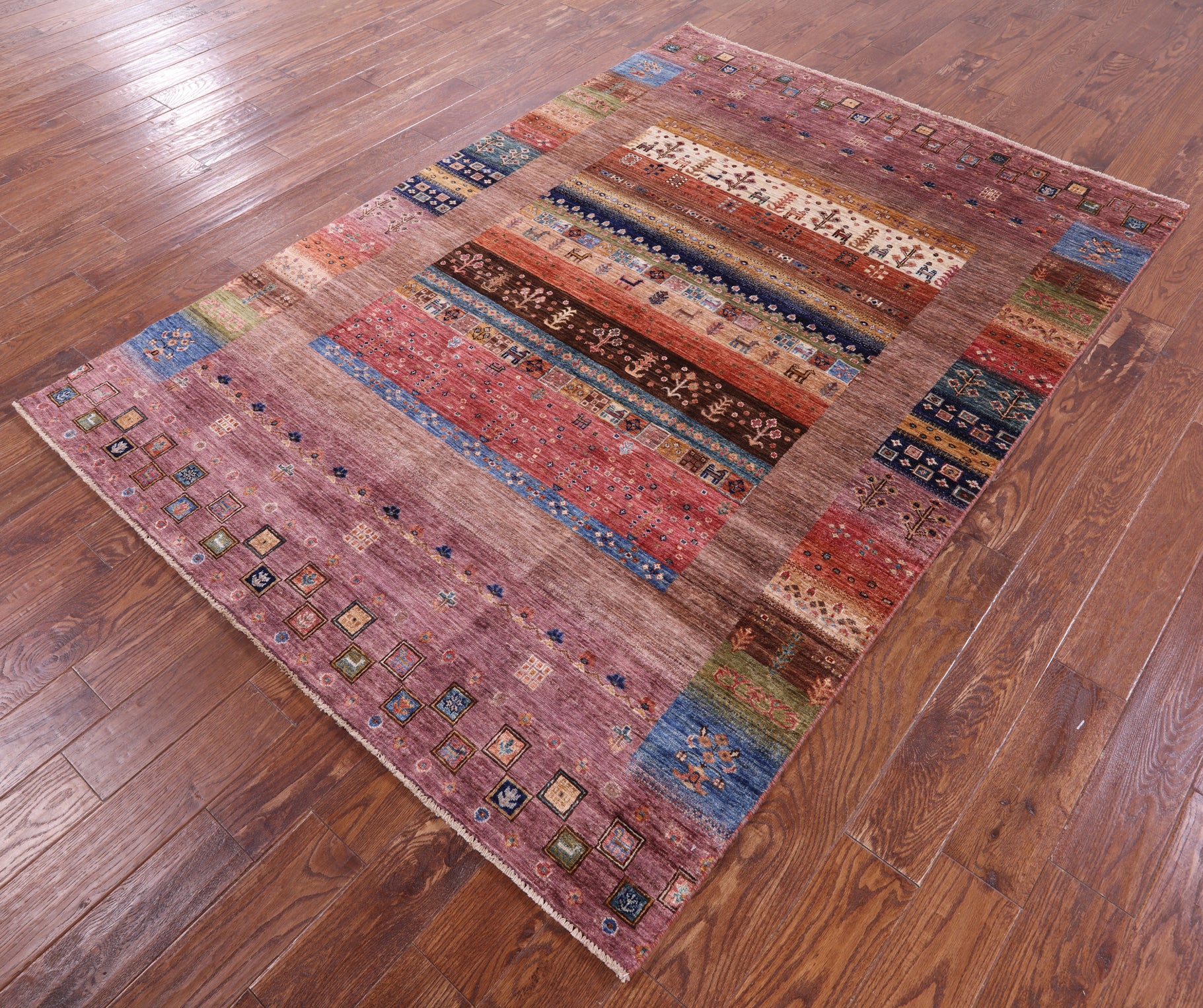 Tribal Persian Gabbeh Hand Knotted Wool Rug - 5' 7" X 7' 10" - Golden Nile