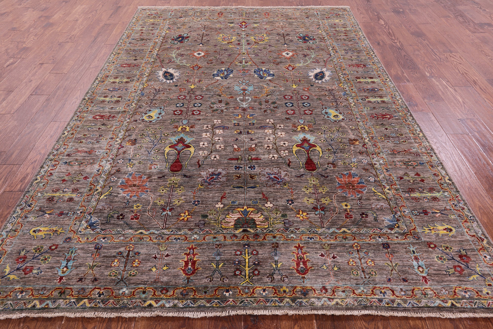 Peshawar Hand Knotted Wool Rug - 6' 9" X 9' 9" - Golden Nile