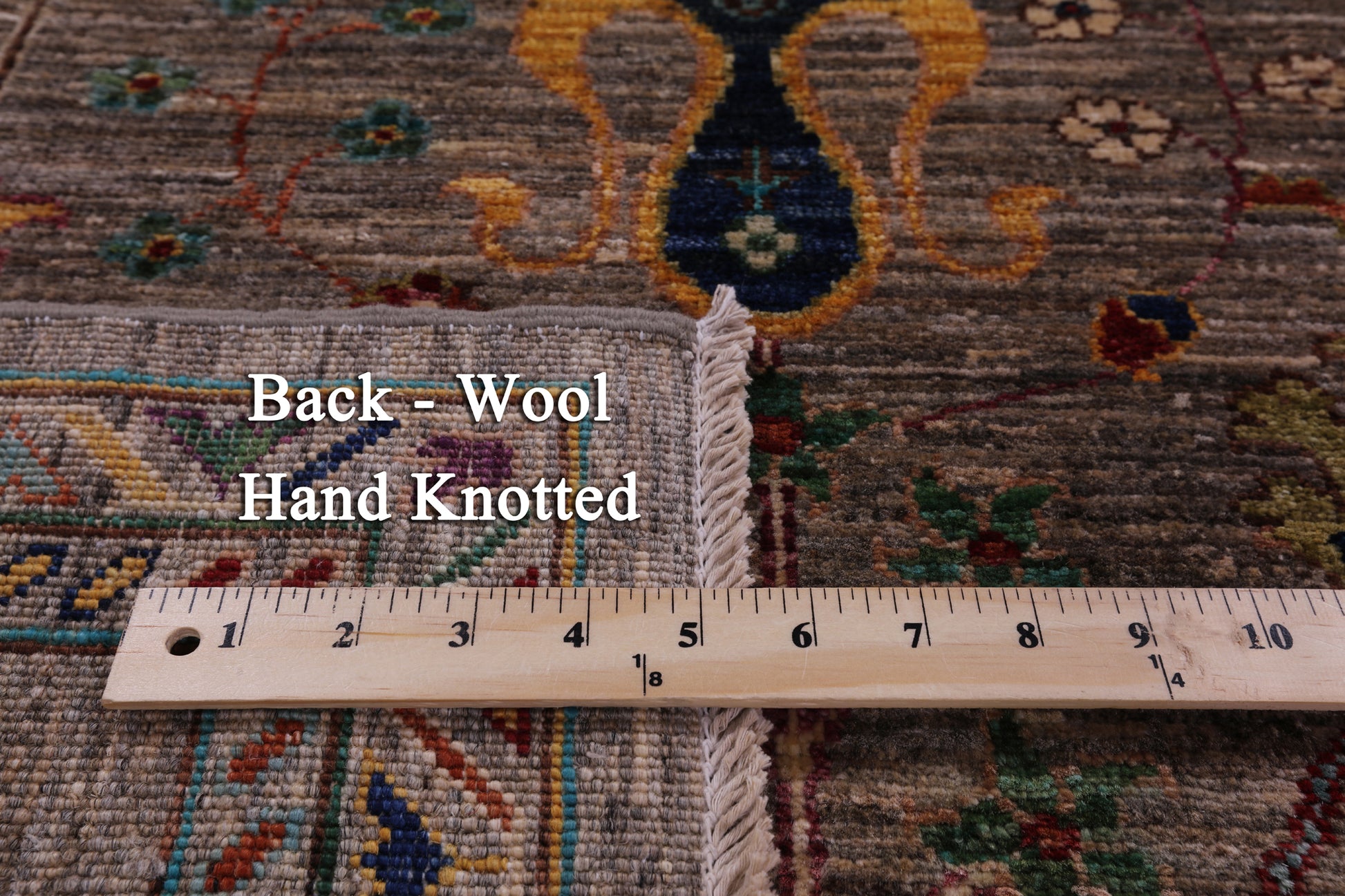 Peshawar Hand Knotted Wool Rug - 5' 9" X 8' 3" - Golden Nile