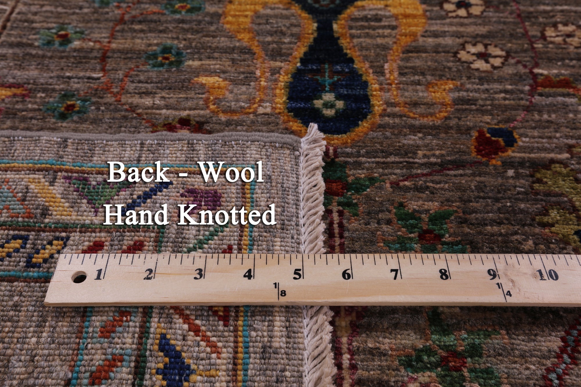Peshawar Hand Knotted Wool Rug - 5' 9" X 8' 3" - Golden Nile