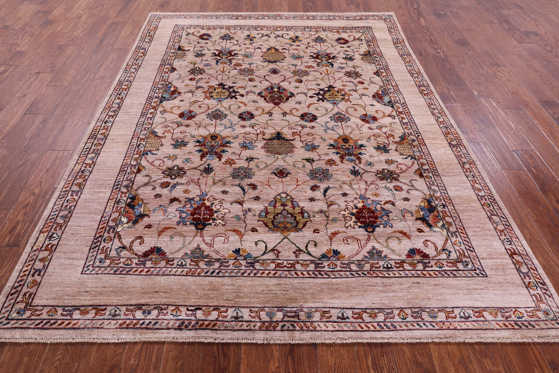 Peshawar Hand Knotted Wool Rug - 6' 8" X 8' 4" - Golden Nile