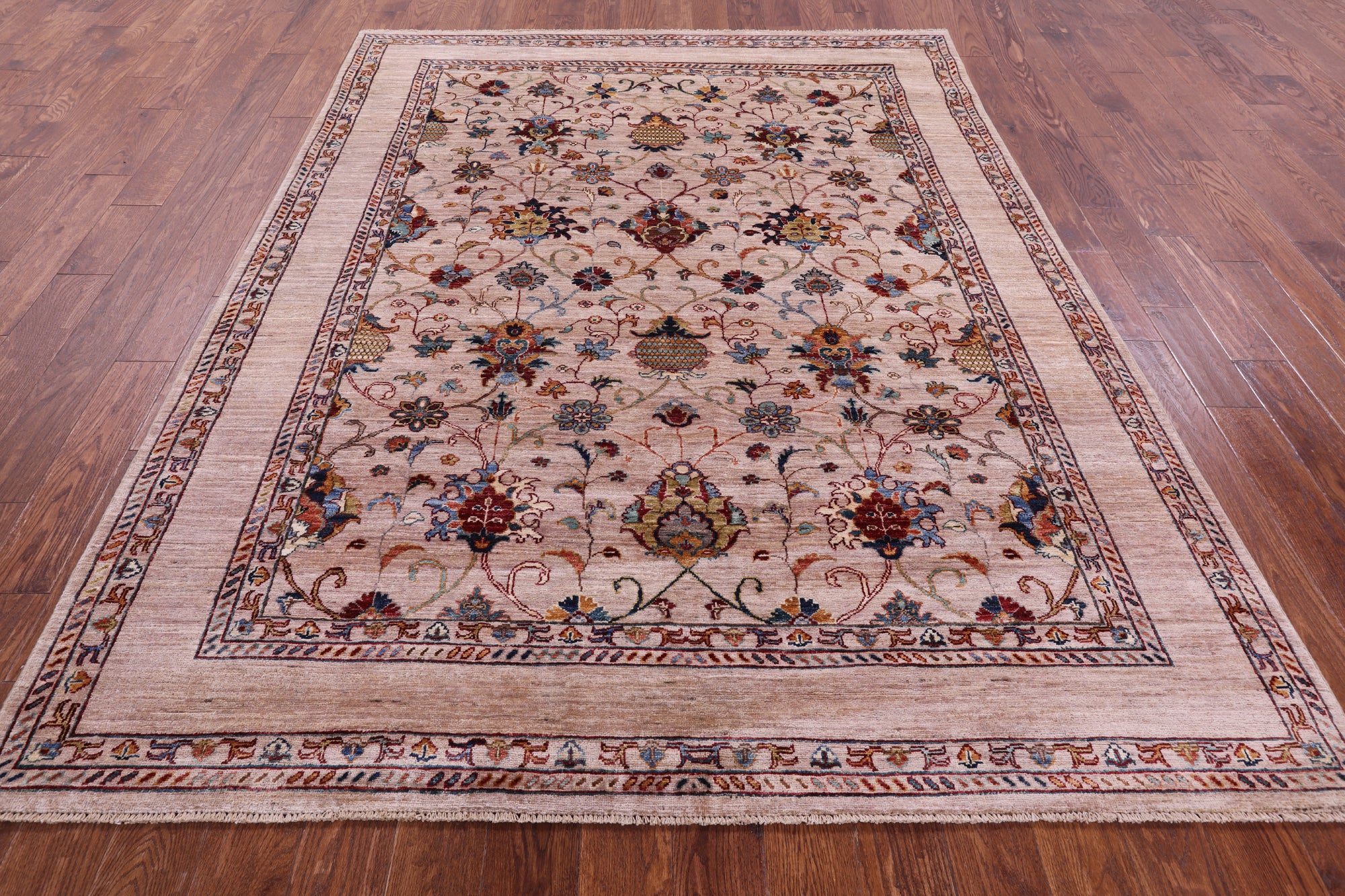 Peshawar Hand Knotted Wool Rug - 6' 8" X 8' 4" - Golden Nile