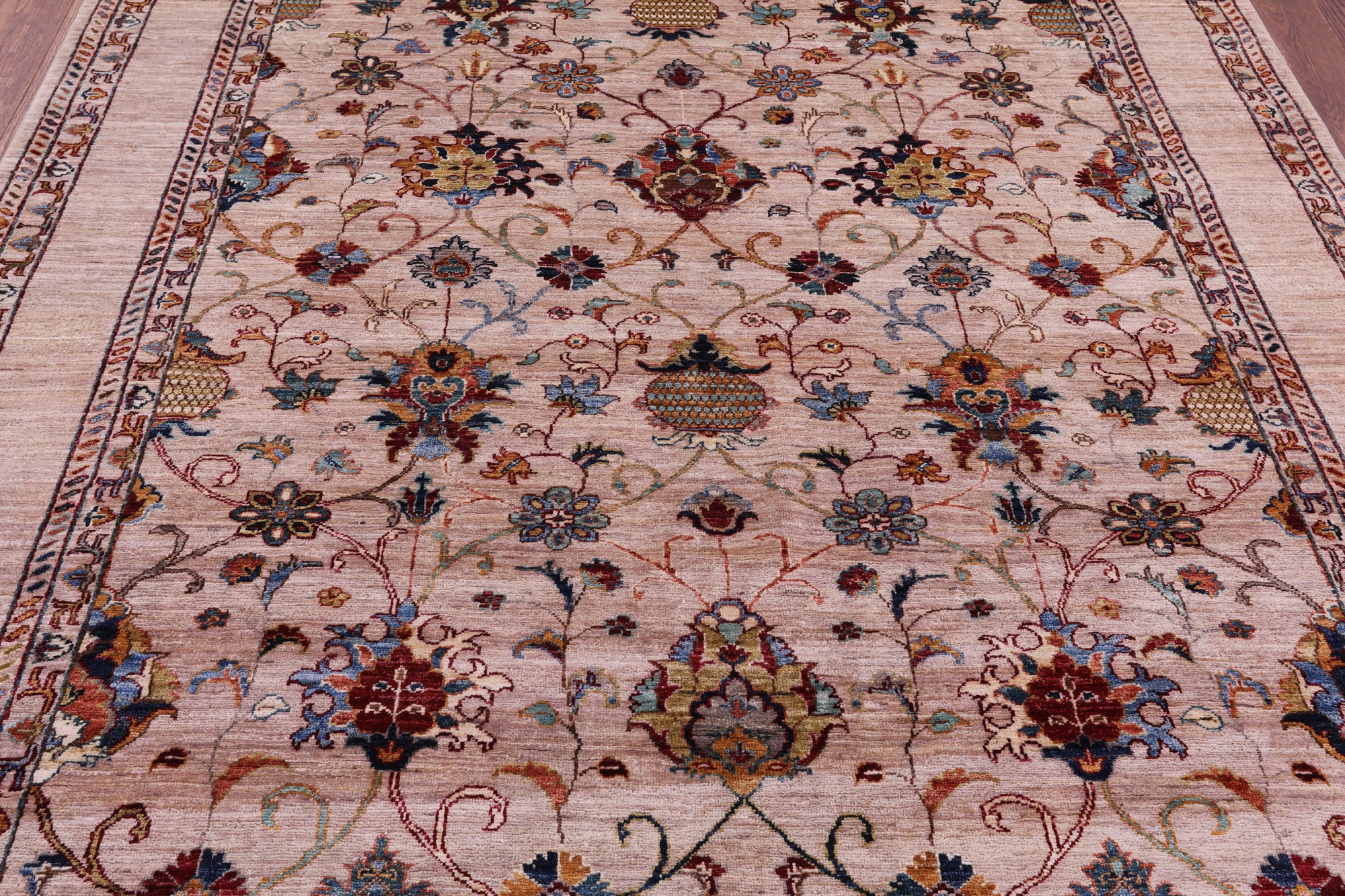 Peshawar Hand Knotted Wool Rug - 6' 8" X 8' 4" - Golden Nile