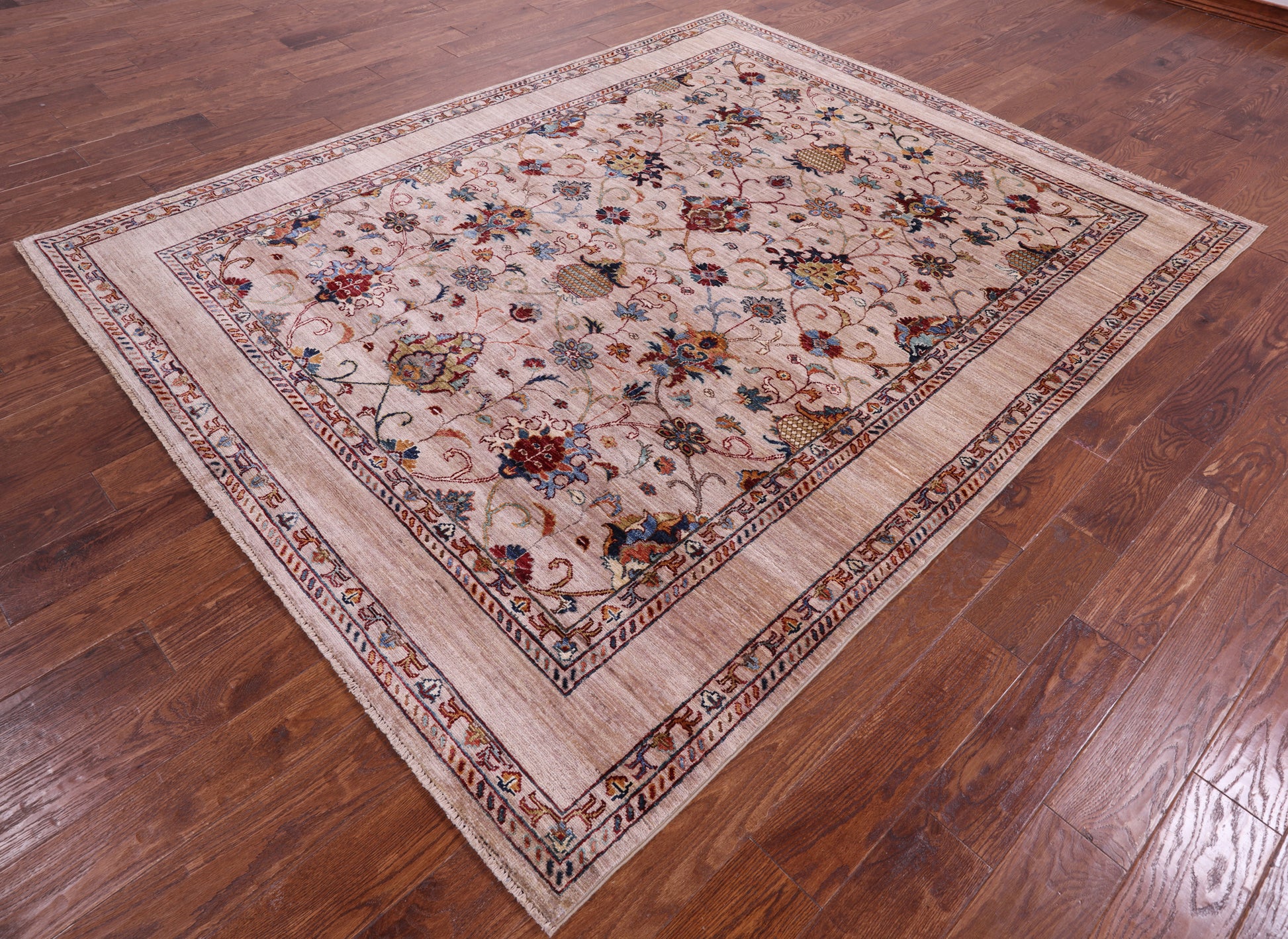 Peshawar Hand Knotted Wool Rug - 6' 8" X 8' 4" - Golden Nile