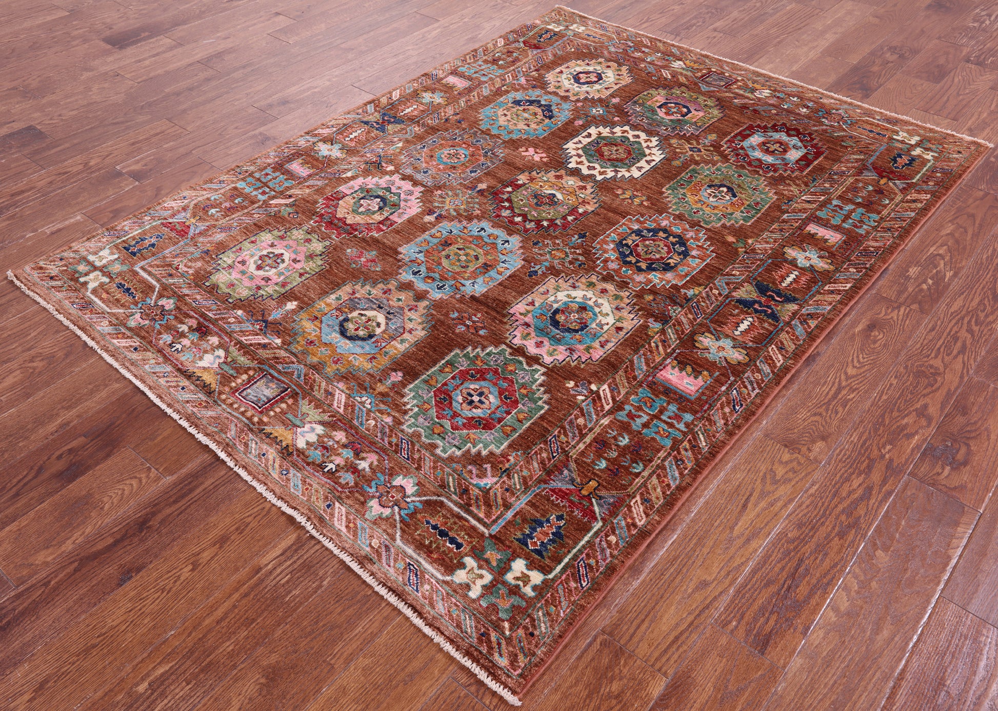 Brown Turkmen Ersari Hand Knotted Wool Rug - 4' 11" X 6' 9" - Golden Nile