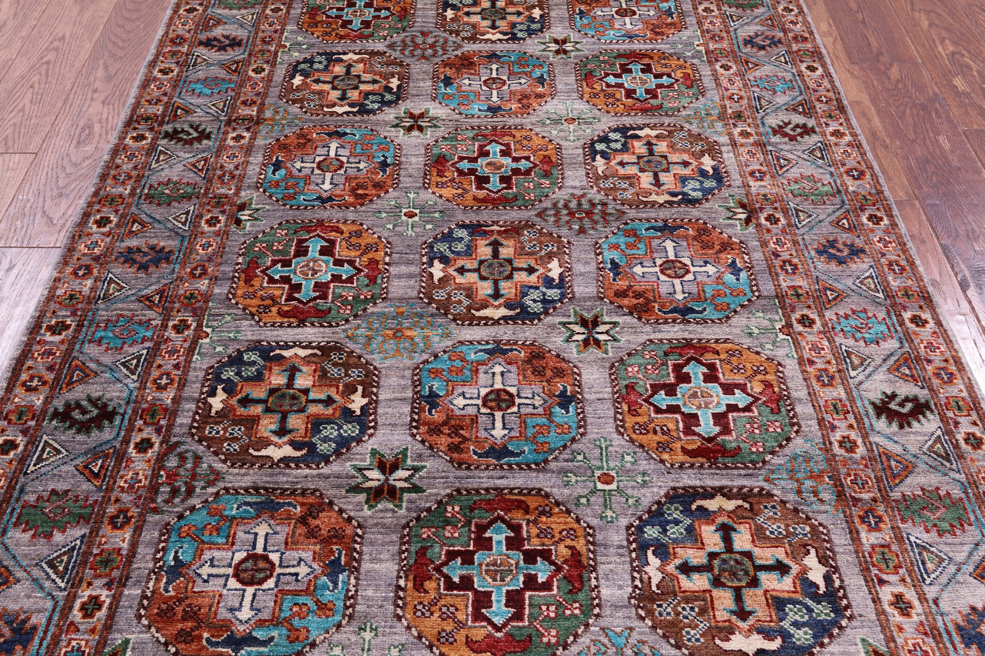 Turkmen Ersari Hand Knotted Wool Rug - 4' 1" X 6' 2" - Golden Nile