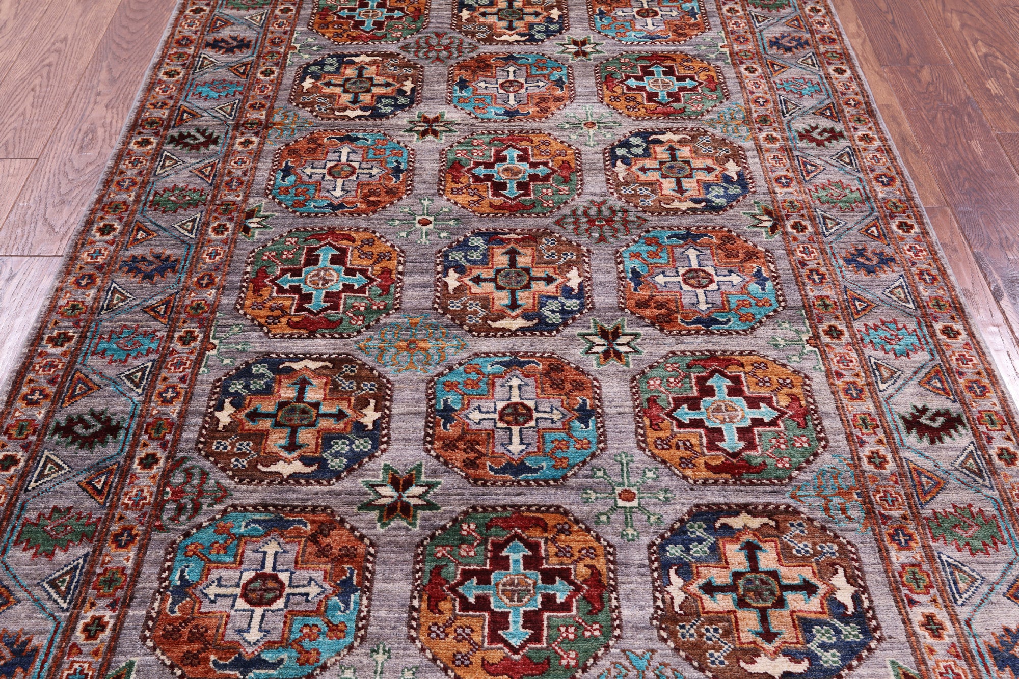 Turkmen Ersari Hand Knotted Wool Rug - 4' 1" X 6' 2" - Golden Nile