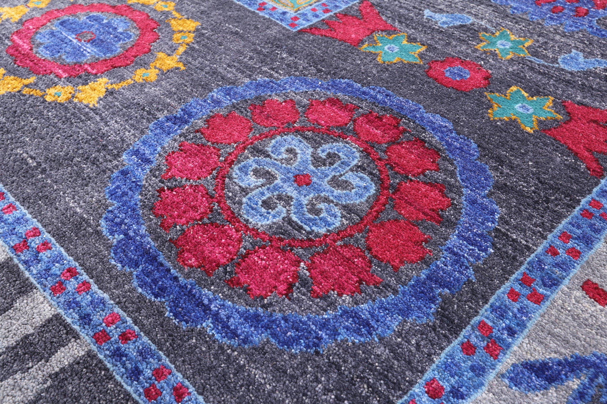 Grey William Morris Handmade Wool Area Rug - 9' 1" X 12' 2" - Golden Nile